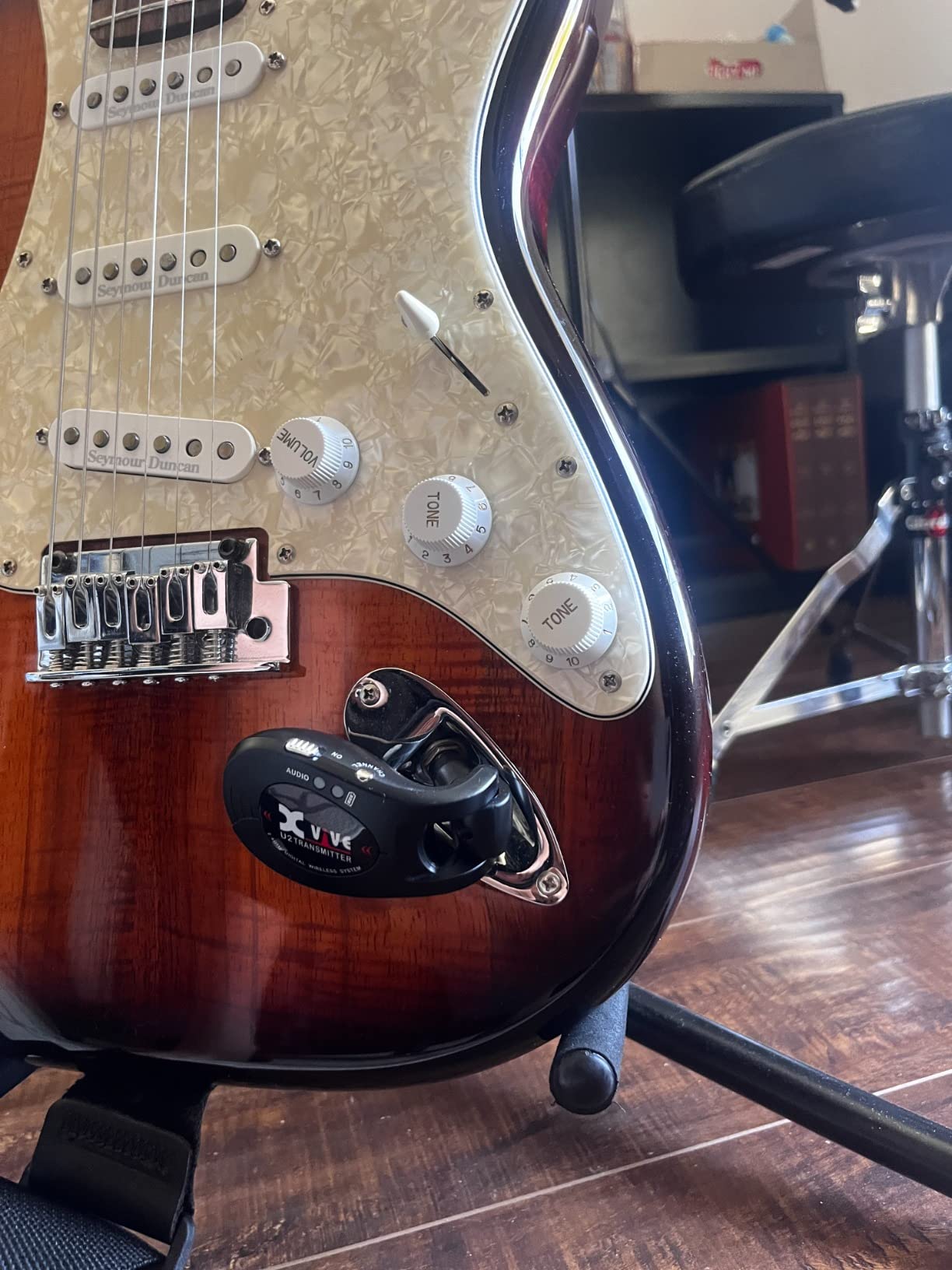 Xvive U2 Wireless Guitar System Rechargeable 2.4GHz Guitar Wireless Transmitter and Receiver for Electric Guitar Bass customer photo 1