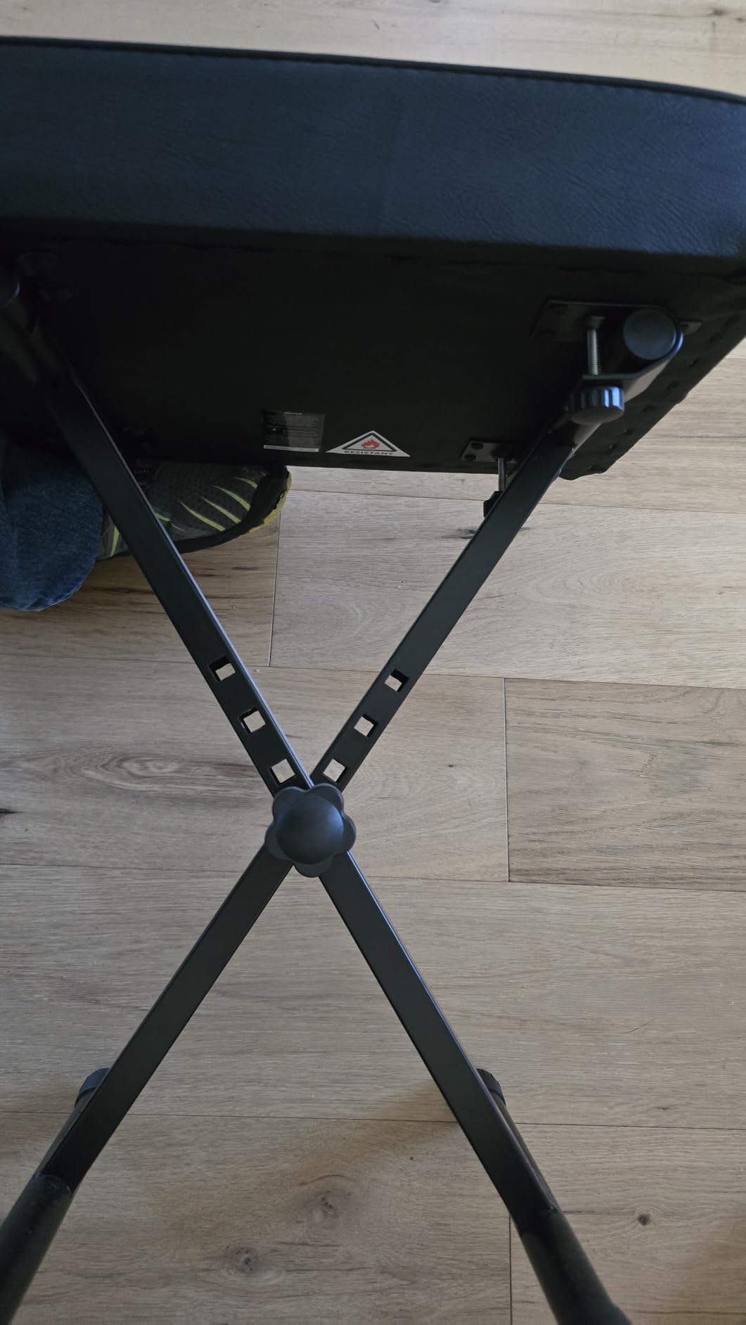 RockJam RJKBB100 Adjustable Padded Piano Bench, Keyboard Stool customer photo 1