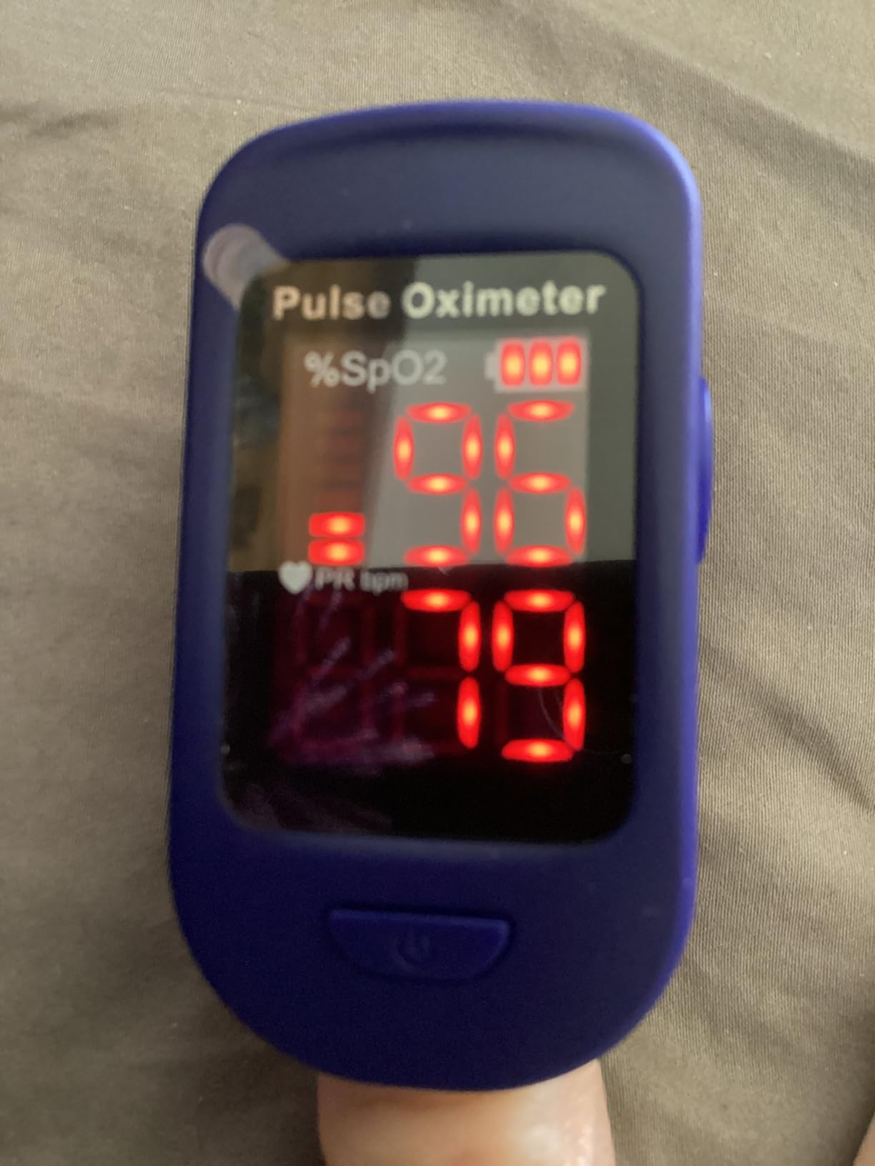 Zacurate 500BL Fingertip Pulse Oximeter Blood Oxygen Saturation Monitor with Batteries Included (Navy Blue) customer photo 2