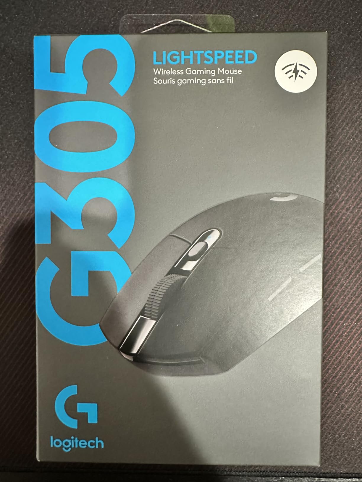 Logitech G305 Lightspeed Wireless Gaming Mouse - Black customer photo 2
