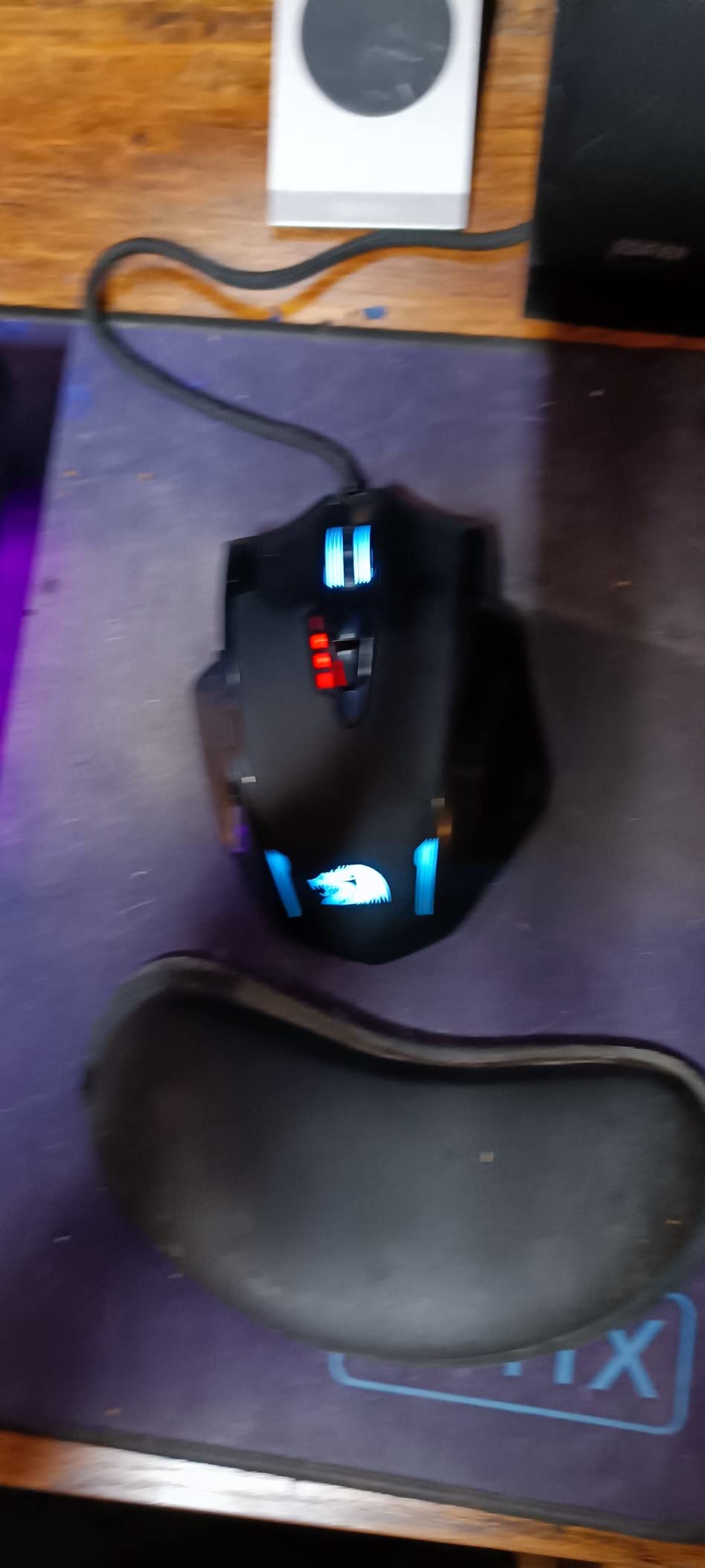 Redragon M908 Wired MMO RGB Gaming Mouse 12400 DPI Remapping Keys customer photo 1