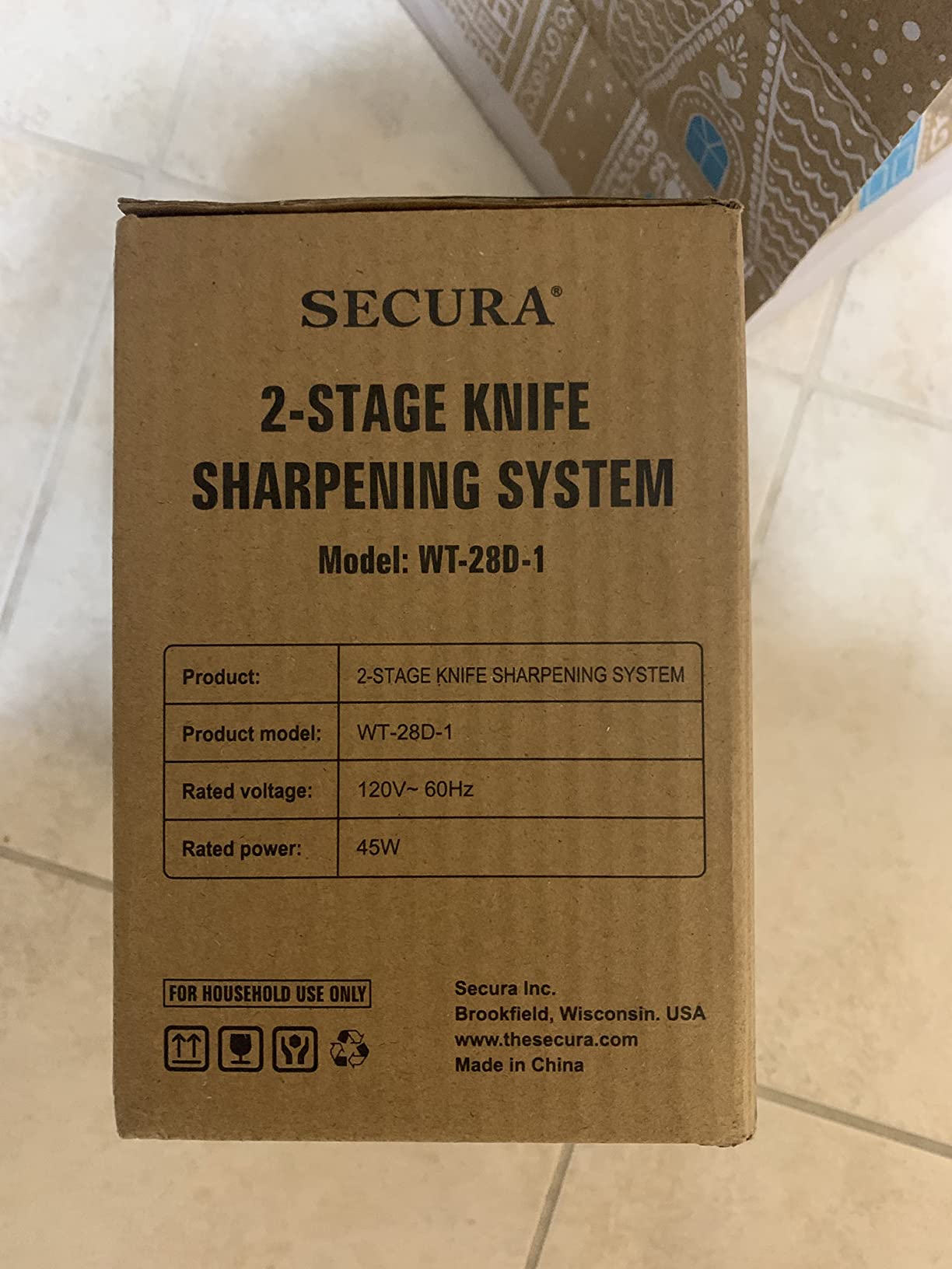 Secura 2-Stage Electric Knife Sharpener with Diamond Abrasives and Precision Angle Guides, Professional Sharpening Tool for Kitchen Straight Edge and Ceramic Knife, Black customer photo 2