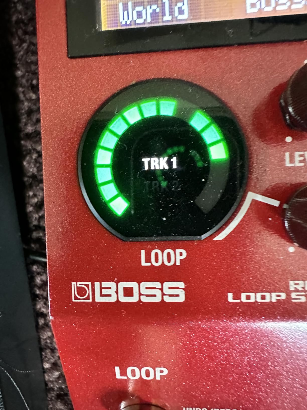 BOSS RC-10R Rhythm Loop Station | Song-Based Looping & Dynamic Rhythms in a Small Footprint | 280 Preset Styles | 16 Versatile Drum Kits | 2-Track Operation | Expanded Control Support | Full MIDI I/O customer photo 2