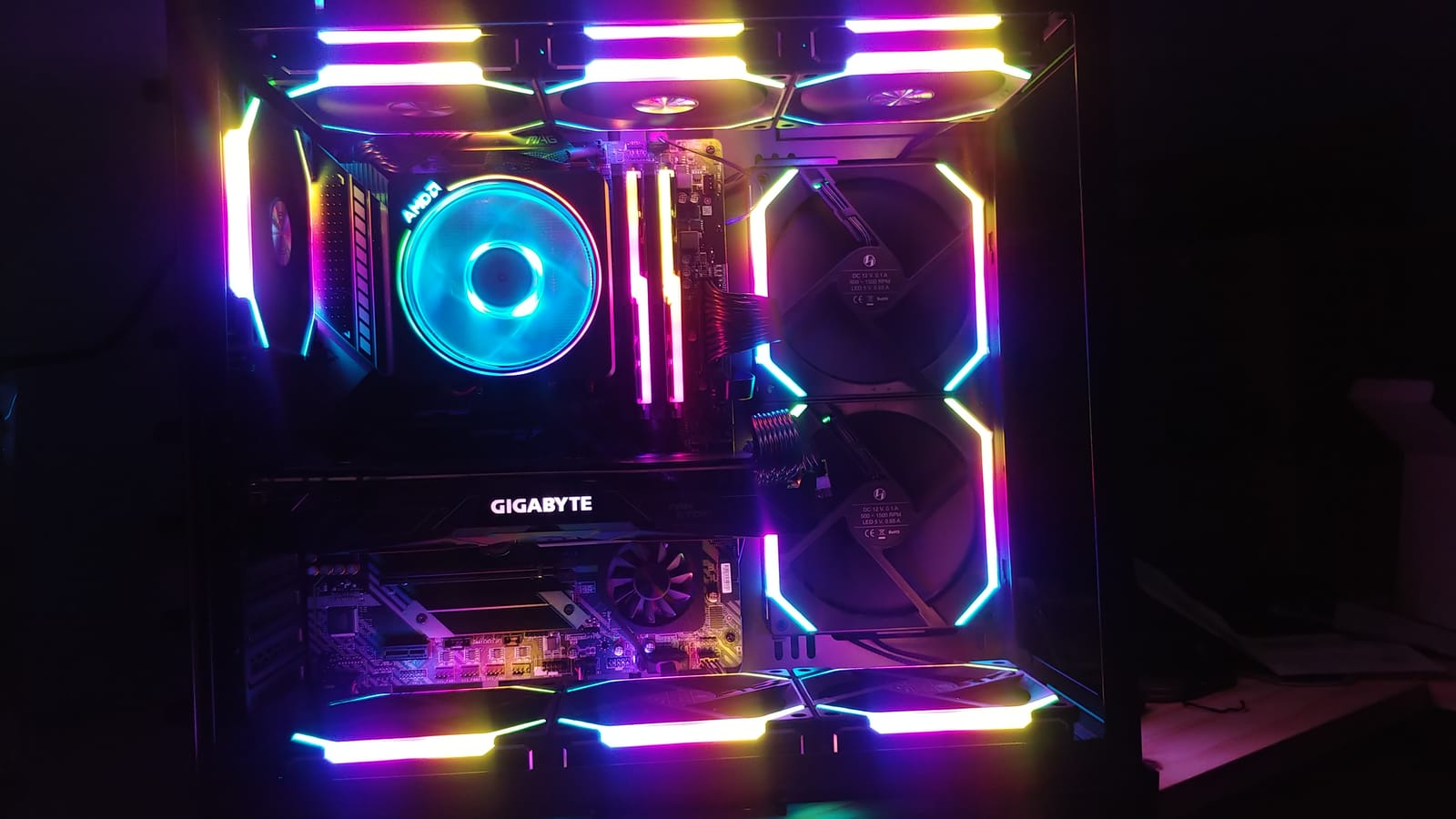 SilverStone Technology SST-SX700-LPT-USA 700W, SFX-L, Silent 120mm Fan with 036DBA, Fully Modular Cable Power Supply SX700-LPT-USA customer photo 2