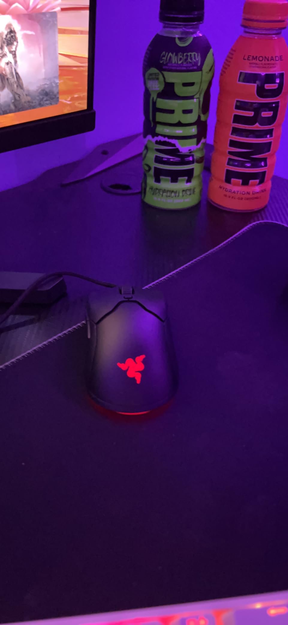 Razer Viper Mini - Wired Gaming Mouse for PC/Mac (Ultralight 61g, Ambidextrous, Speedflex Cable, 8500 DPI Optical Sensor, Chroma RGB Illumination) Black customer photo 2