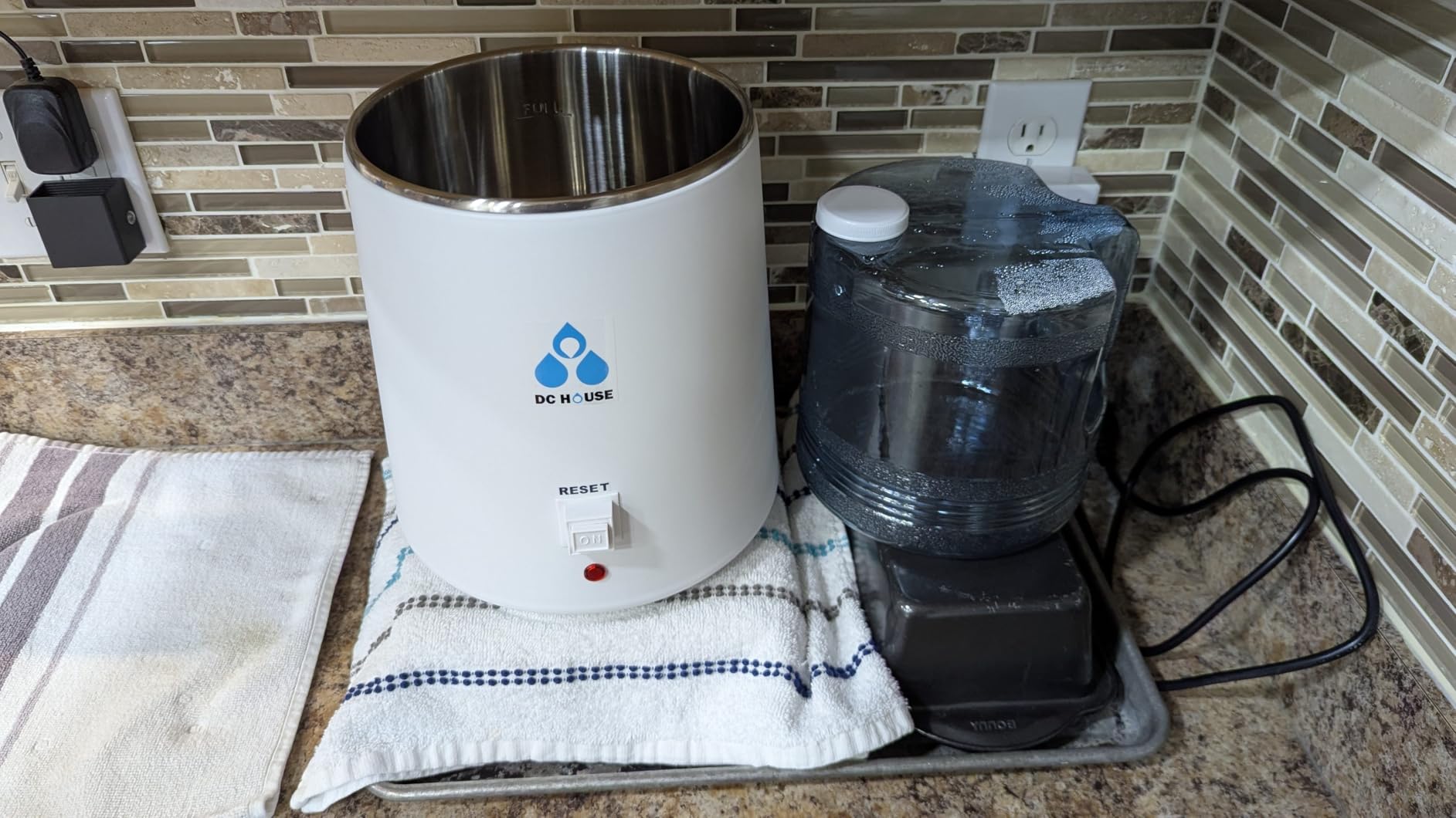 DC HOUSE 1 Gallon Water Distiller Machine, 750W Distilling Pure Water for Home Countertop Table Desktop, 4L Distilled Water Making Machine to Make Clean Water for Home… customer photo 1