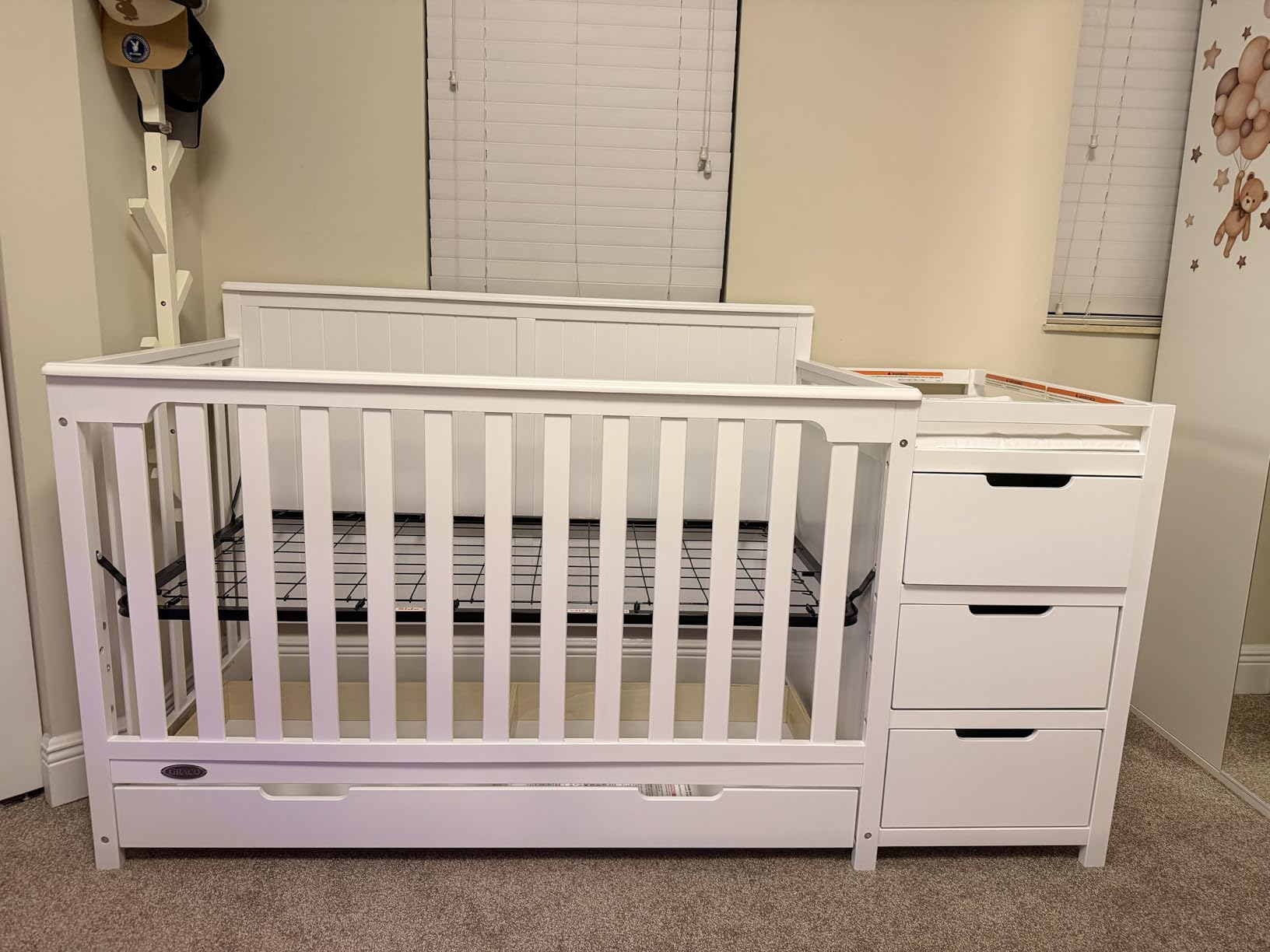 Graco Hadley 5-in-1 Convertible Crib & Changer, White customer photo 1