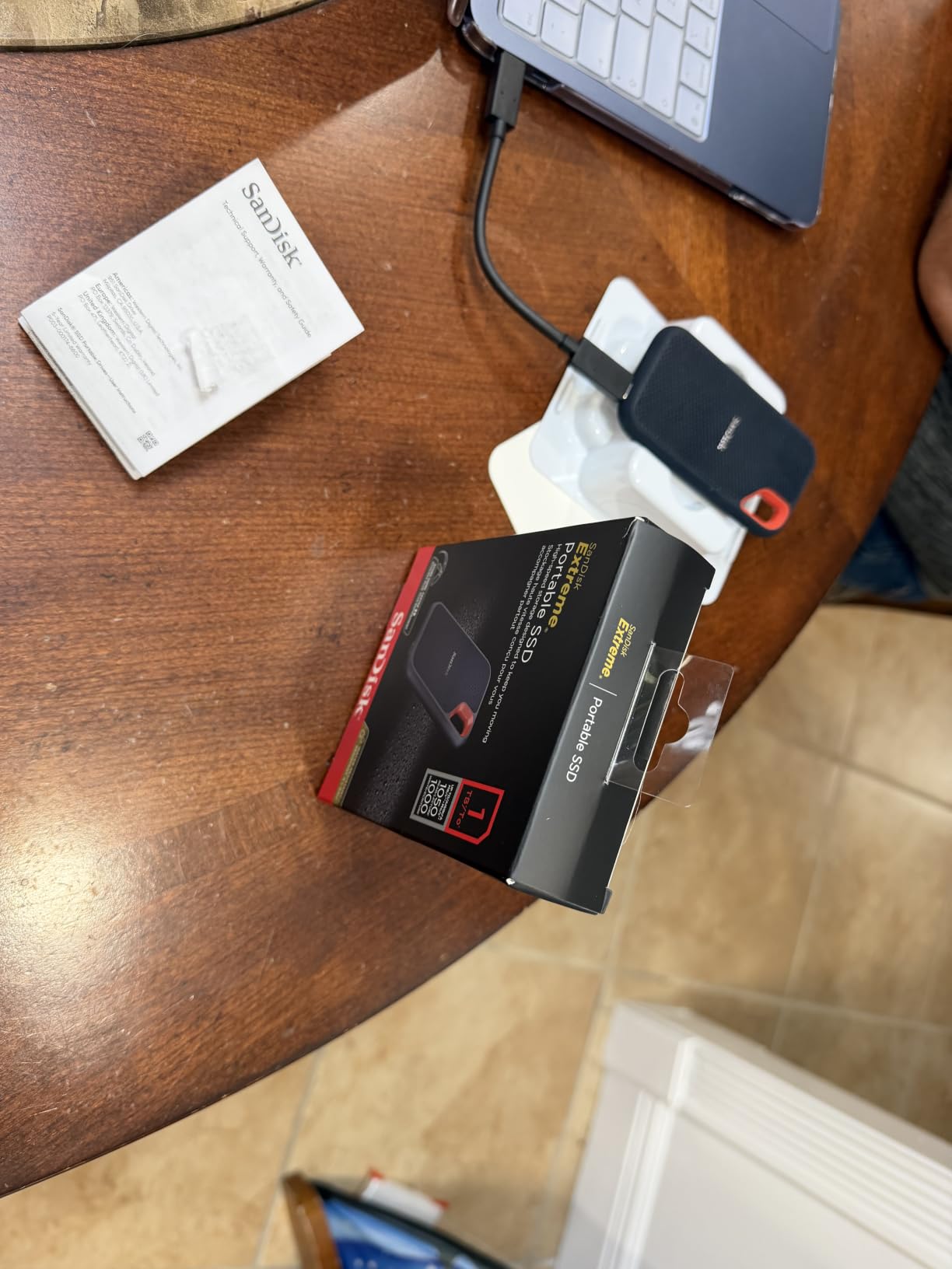 Sandisk 2TB Extreme Portable SSD, Up to 1050MB/s, USB-C, USB 3.2 Gen 2, IP65 Water and Dust Resistance, Updated Firmware, External Solid State Drive, SDSSDE61-2T00-G25 customer photo 2