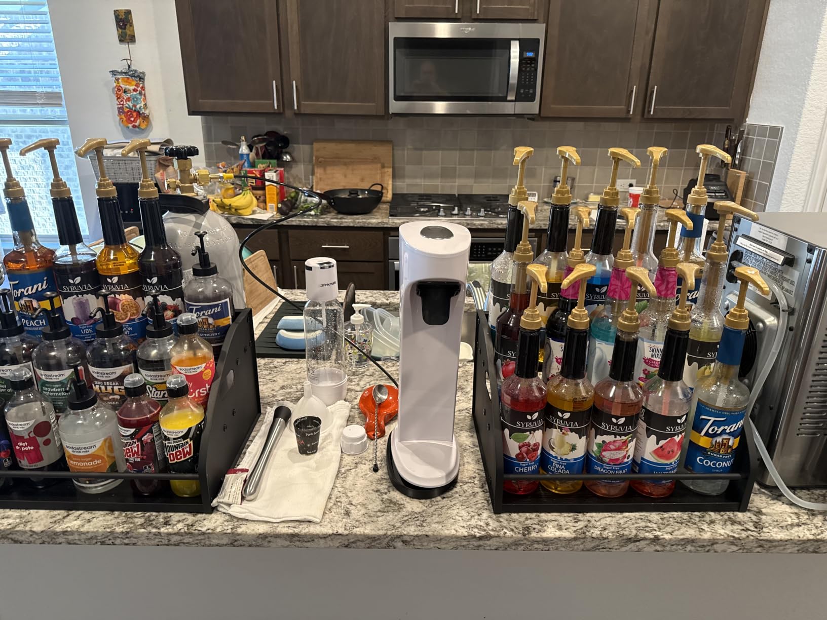 Drinkmate OmniFizz Sparkling Water Maker & Soda Streaming Machine | Carbonates Any Drink | ULTIMATE BUNDLE | Includes Three 60L CO2 Cartridges + Two BPA-Free Bottles (Matte Black) customer photo 1