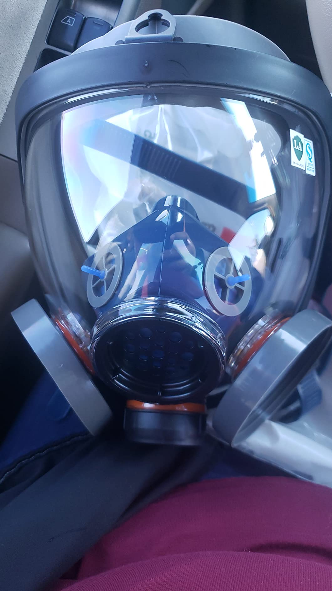 Full Face Organic Vapor Respirator - Protective Eye & Nose Shield with Anti-Fog Heavy Duty Lens & Adjustable - Chemical, & Particulate Respirator. Includes 2 Filter Cartridges - Industrial Grade customer photo 2