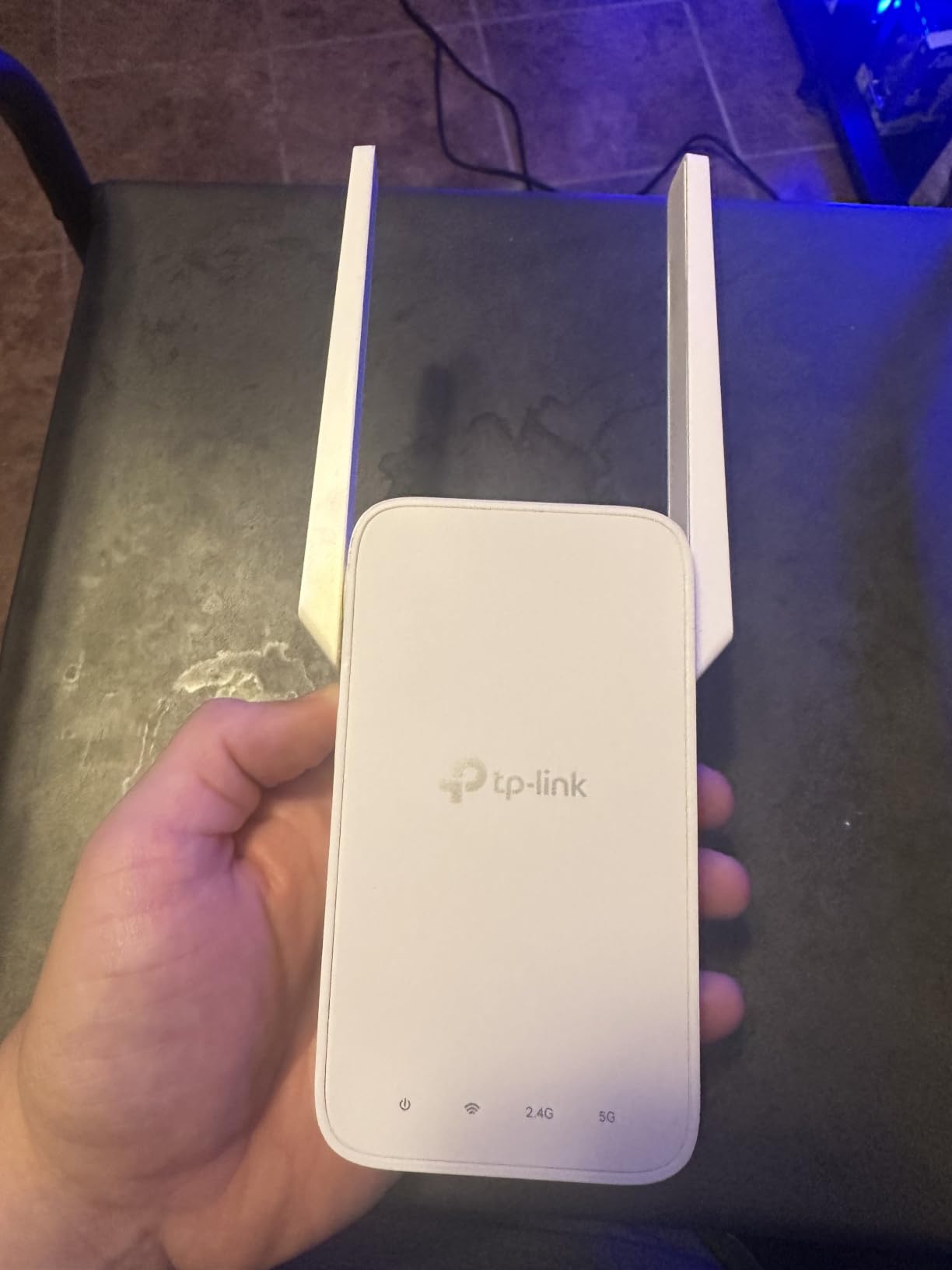 TP-Link AC1200 WiFi Extender Dual Band 5GHz/2.4GHz (RE315) customer photo 2
