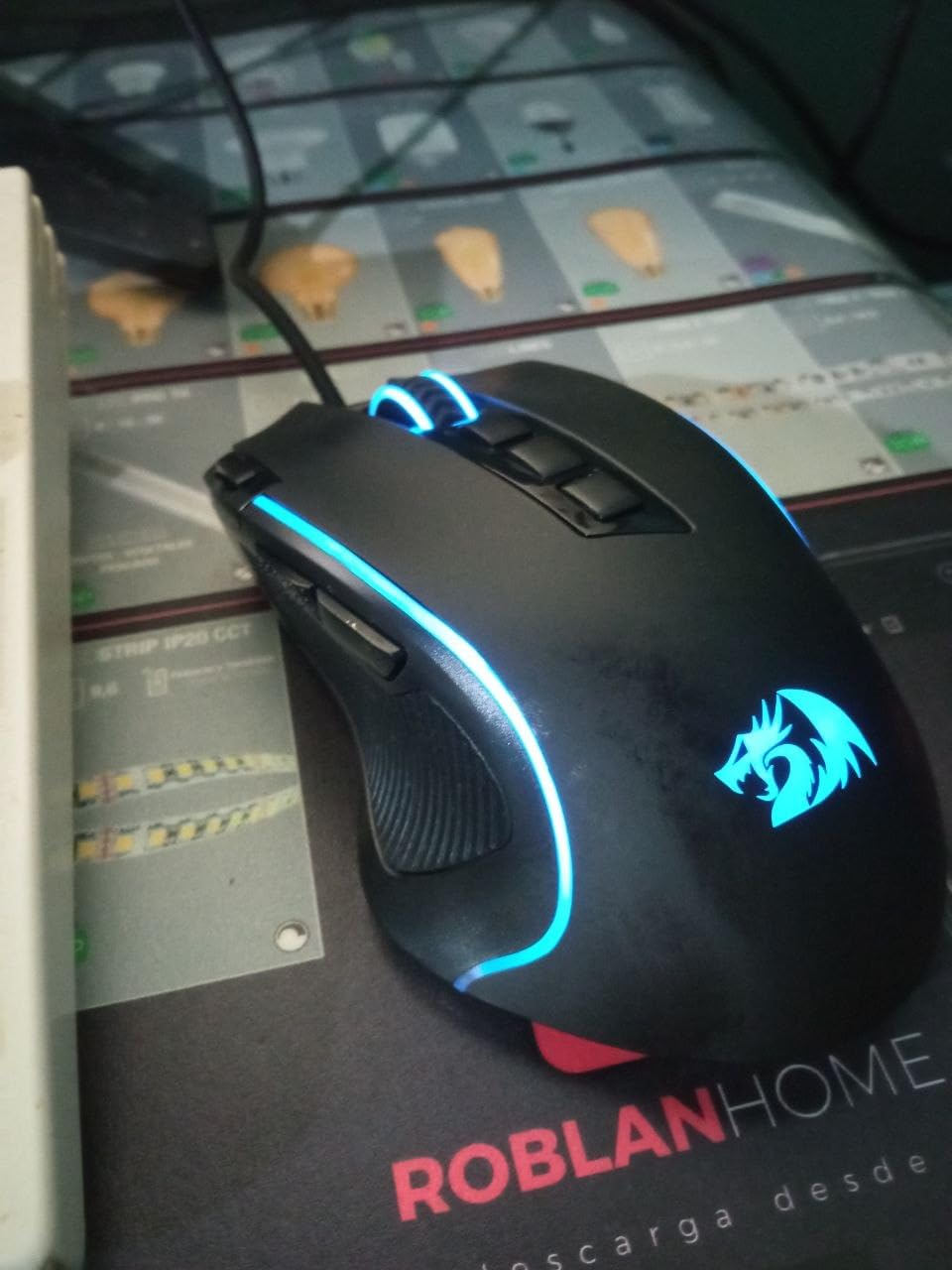 Redragon M612 Wired RGB Optical Gaming Mouse 8000 DPI Remapping Keys customer photo 2