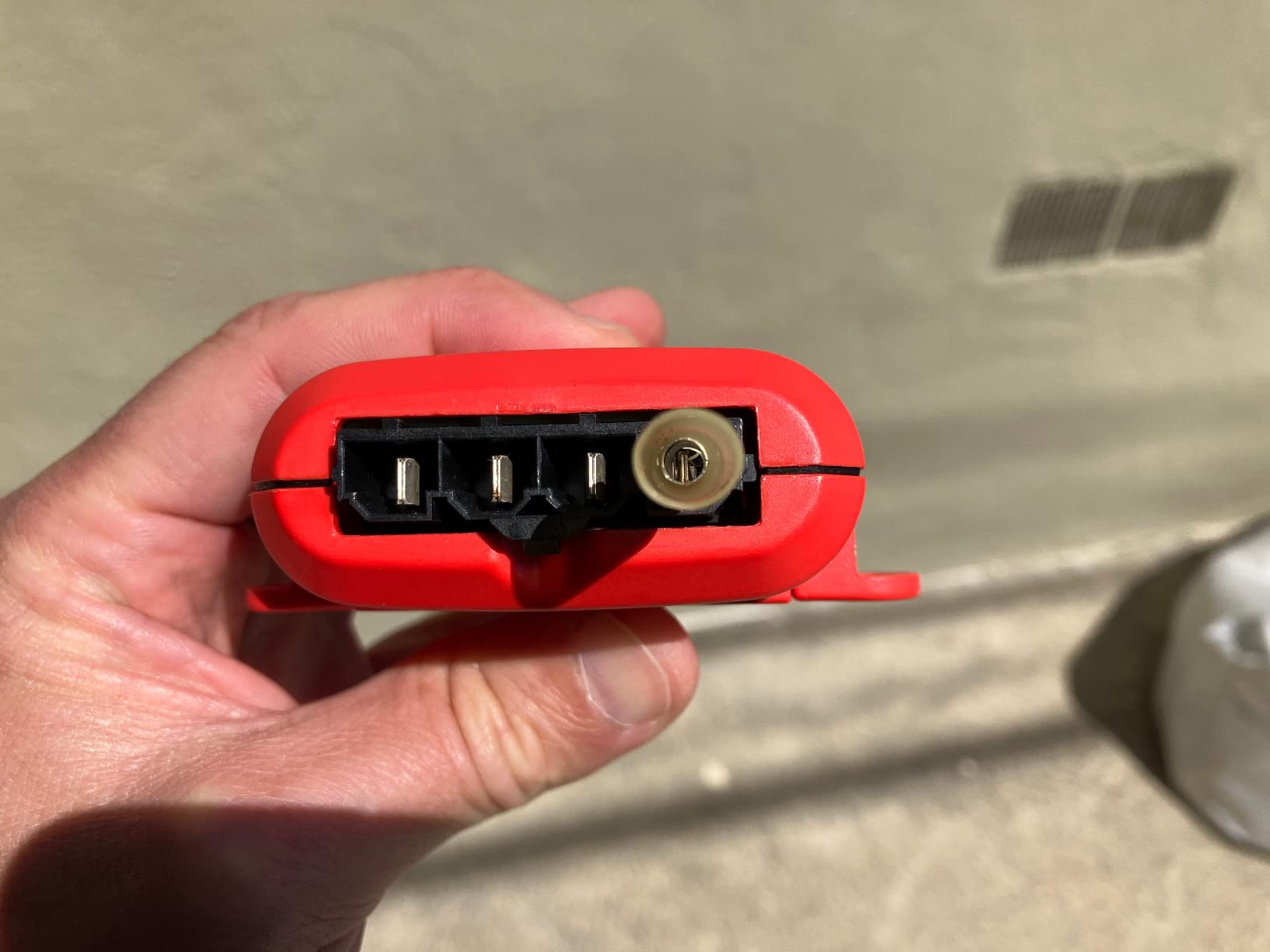 REDARC Tow-Pro Liberty Electric Trailer Brake Controller, Universal Fit for 1 to 2 Axle Cars, Trucks, SUVs, Proportional Braking, 12V Compatible to Tow RV, Camper, Trailer, Boat customer photo 2