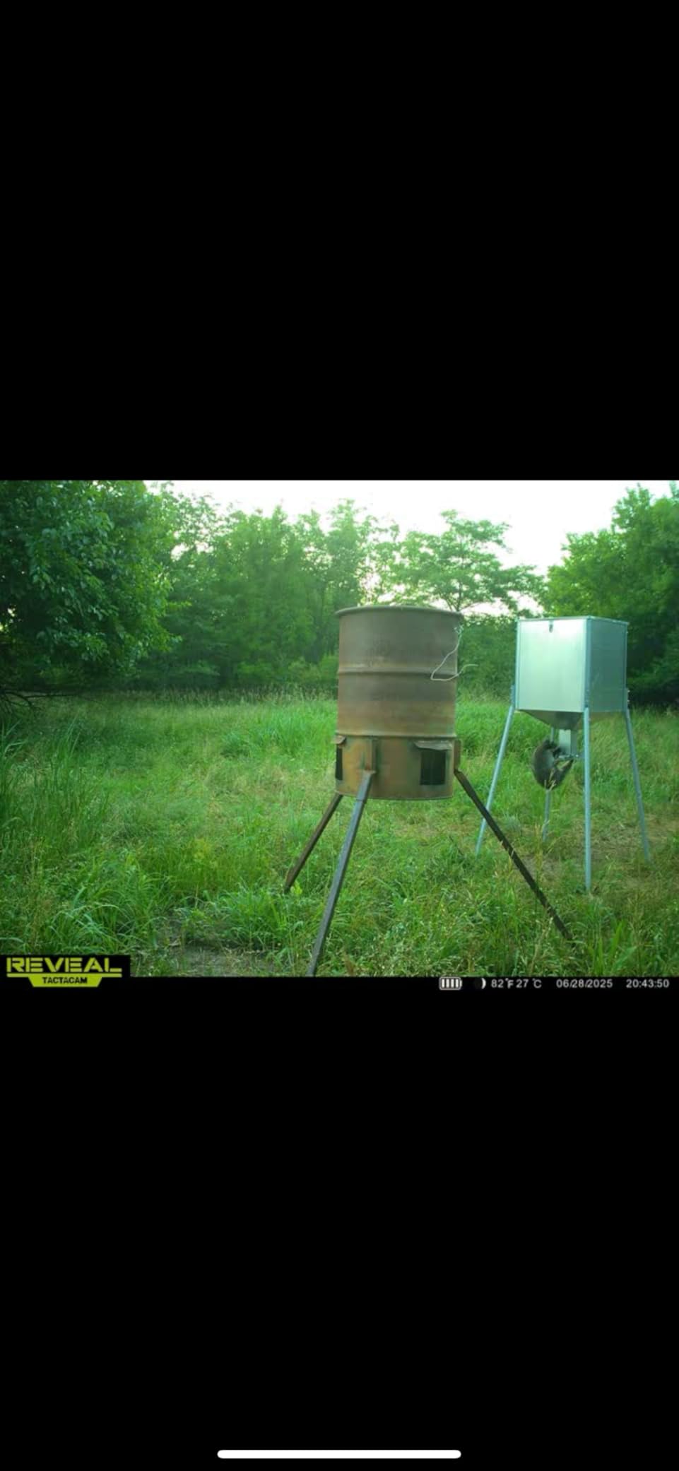 HECASA Steel 450LB Capacity Big Game Gravity Metal Deer Feeder Galvanized Hunting w/o Foot Kit Tripod Feeder customer photo 2