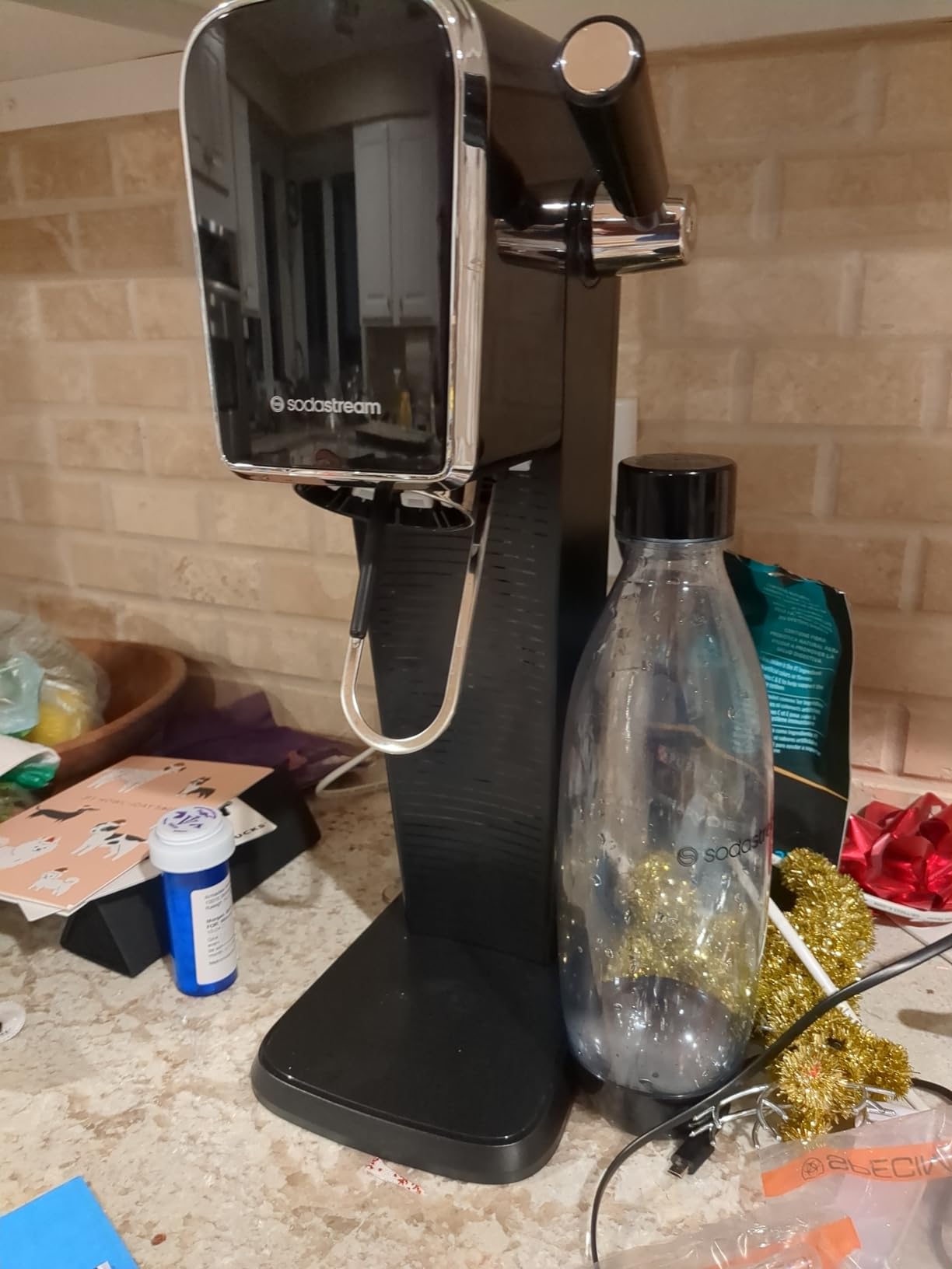 SodaStream ART Sparkling Water Maker, Value Bundle, Soda Maker, Includes 2 Quick Connect 60L CO2 Cylinders, 2 Dishwasher Safe BPA Free Bottles, 2 bubly Flavor Drops, Make your own Pepsi, Black customer photo 1