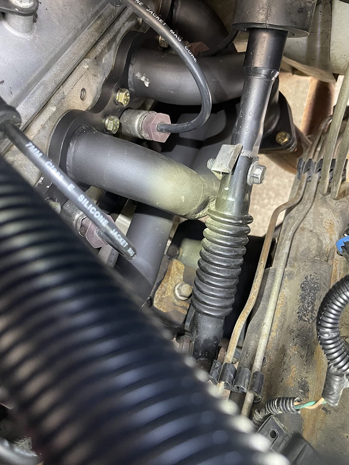 Exhaust Headers Manifold 1-5/8 in. Mild Steel for 2002-2013 Silverado Sierra Suburban Tahoe Yukon Escalade 4.8L 5.3L 6.0L 6.2L V8 customer photo 1