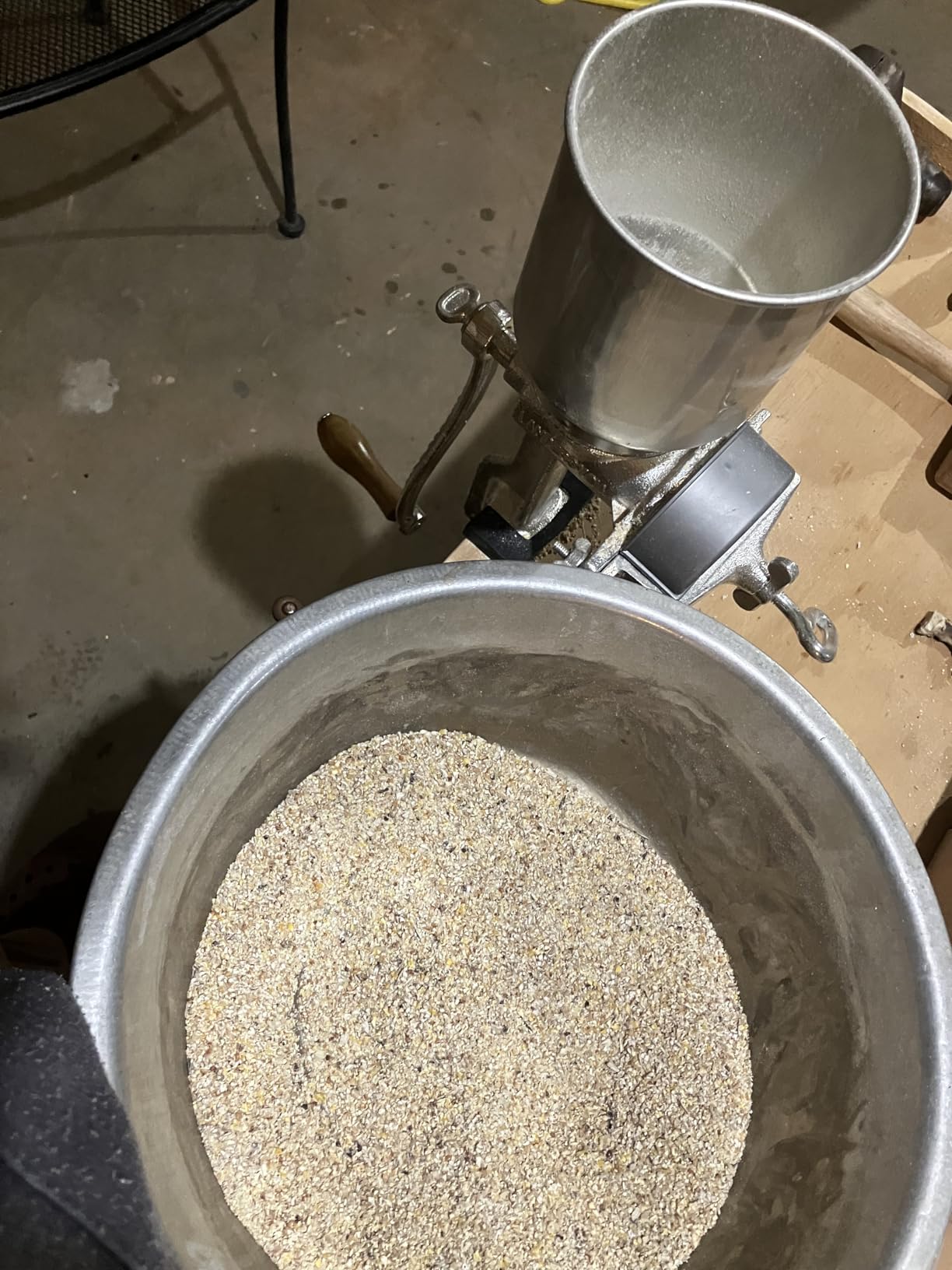 Corona Manual Grain Mill, Molino para Moler Maiz, Cast Iron Grinder customer photo 2