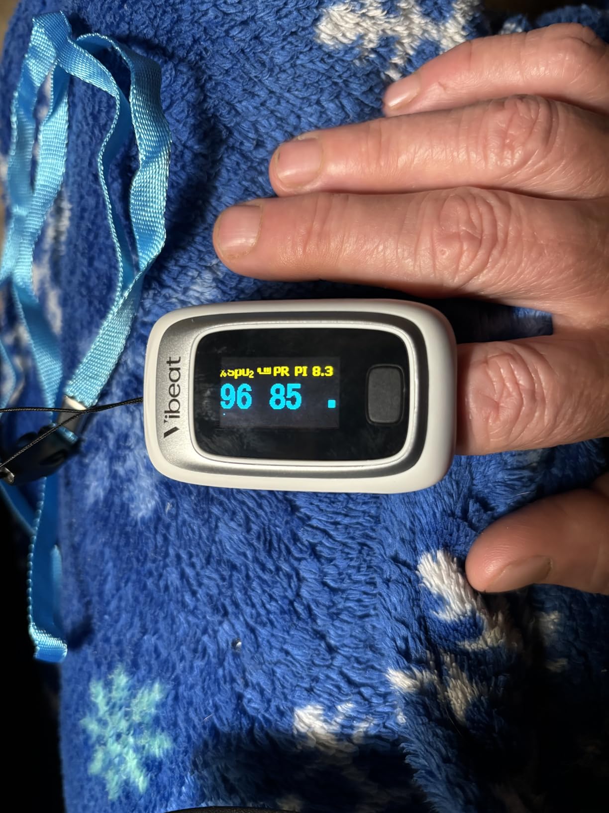 Vibeat Fingertip Pulse Oximeter, Blood Oxygen Saturation Monitor| O2 Meter, Portable SPO2 & Pulse Rate Monitor, Batteries and Lanyard Included customer photo 1