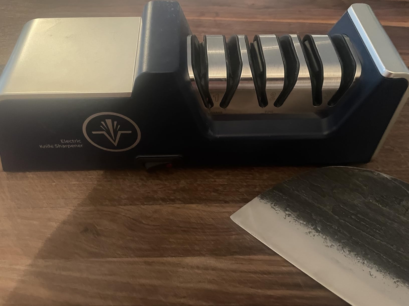 Homly Professional Electric Knife Sharpeners for Kitchen Knives with Diamond Abrasives and Precision Angle Guides, Multifunctional 3-Stage Slots, Applicable to Straight Knife and Ceramic Knife customer photo 1