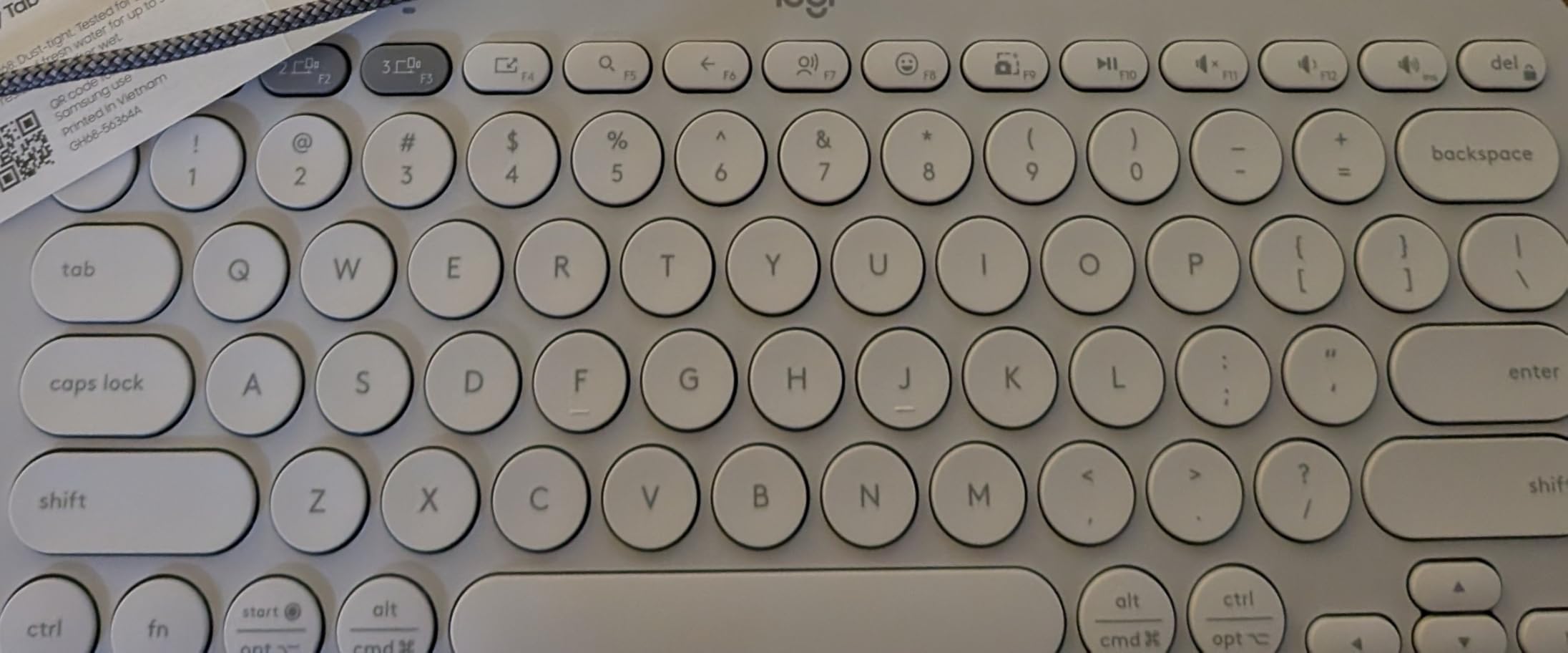 Logitech Pebble Keys 2 K380s Wireless Bluetooth Keyboard - Tonal Graphite customer photo 1