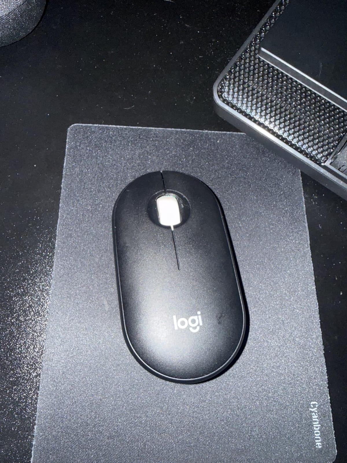 Logitech M350s Pebble 2 Bluetooth Wireless Mouse - Black customer photo 2