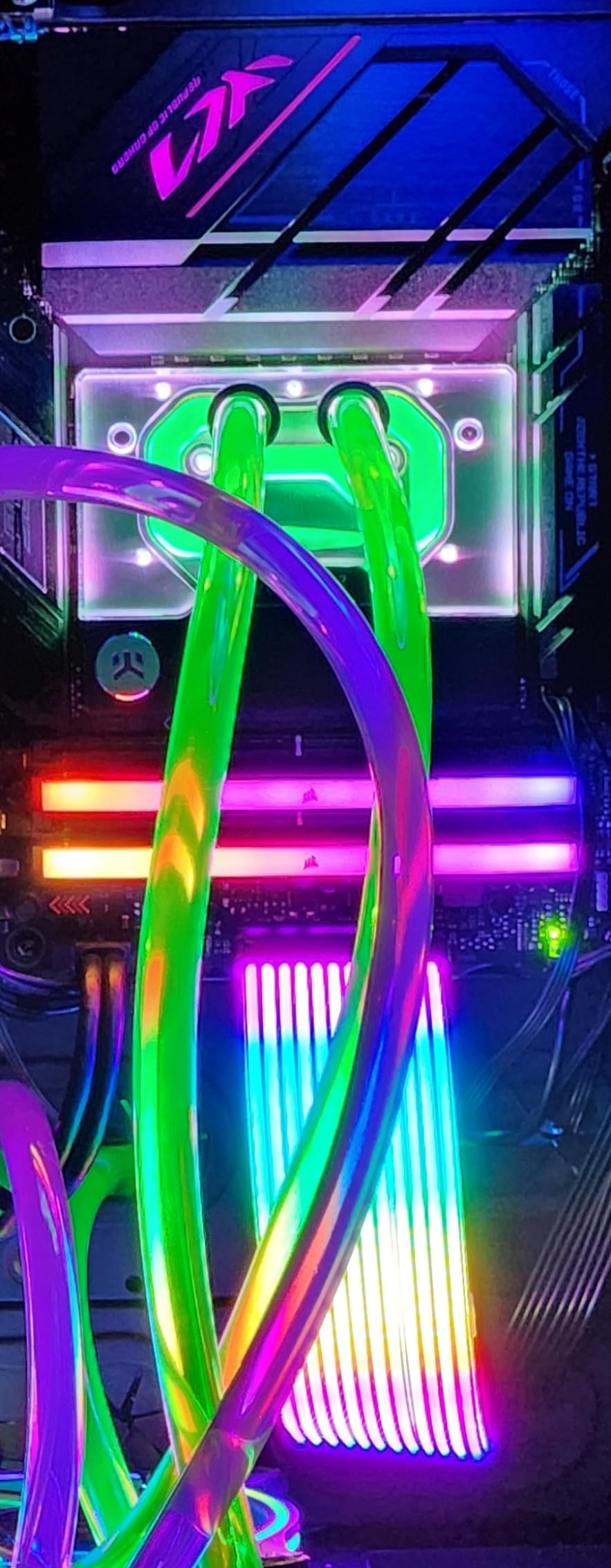 CORSAIR VENGEANCE RGB DDR5 RAM 64GB (2x32GB) 6400MHz CL32-40-40-84 1.40V Intel XMP Desktop Computer Memory - Black (CMH64GX5M2B6400C32) customer photo 2
