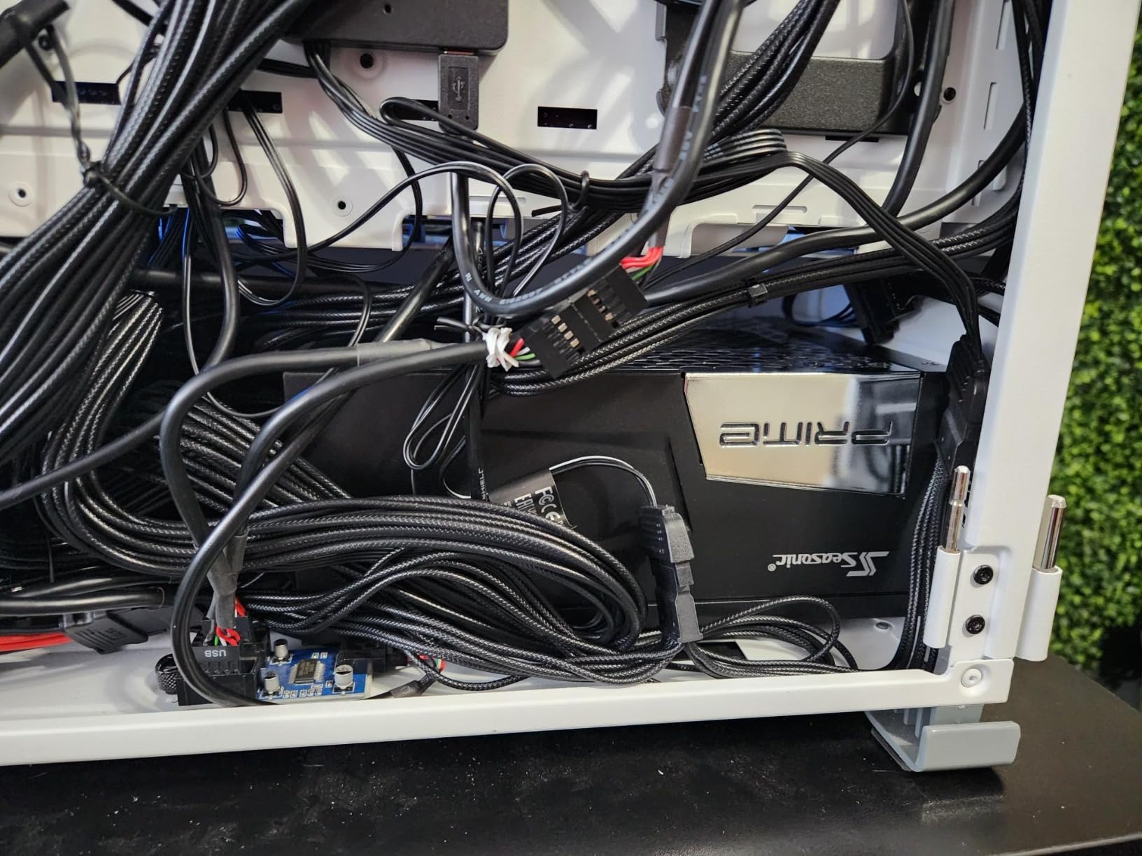 Seasonic Prime TX-1600 1600W Power Supply ATX 3.1 & PCIe 5.1 Ready customer photo 2
