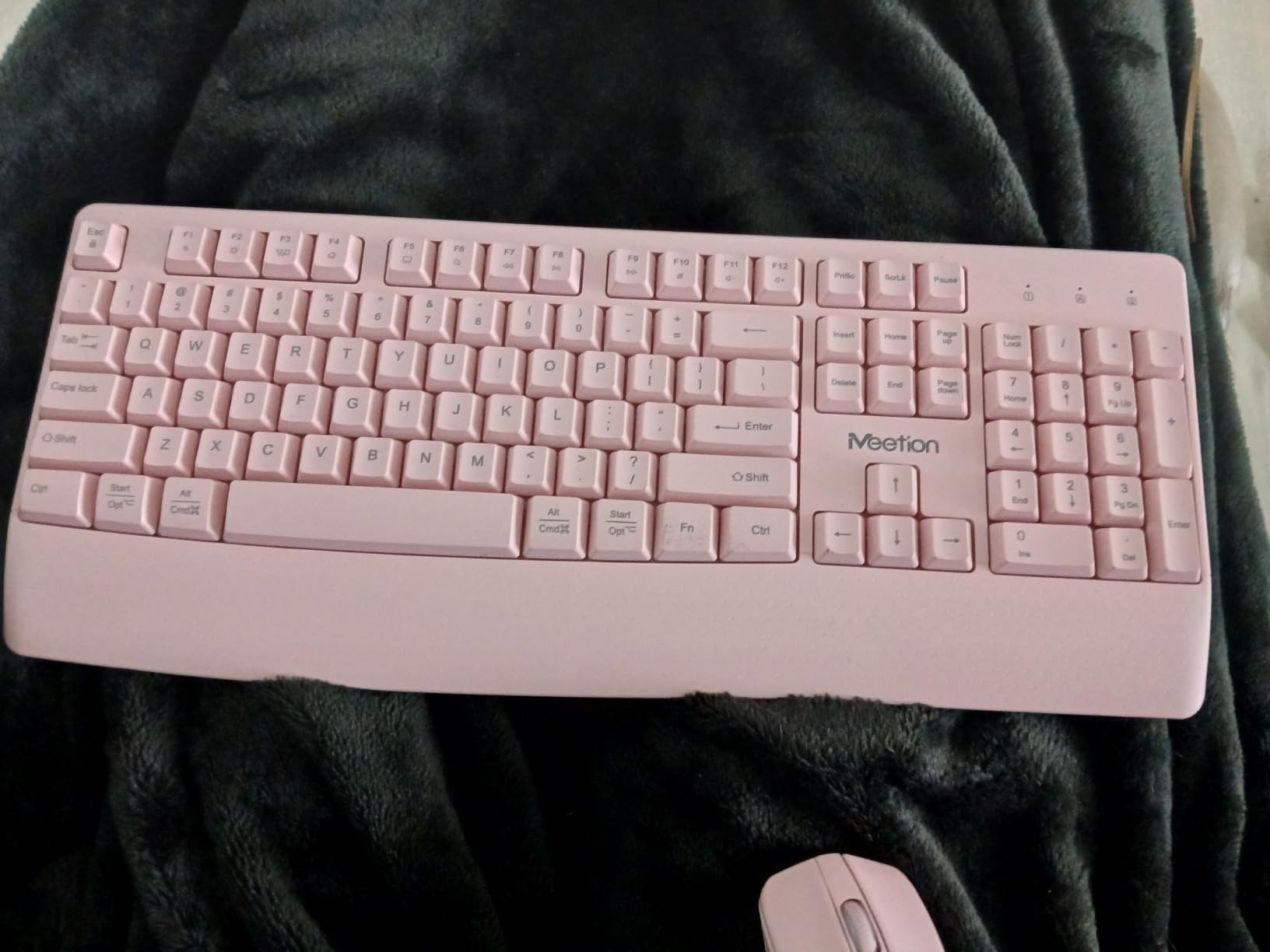 MEETION Wireless Keyboard and Mouse Combo, Full-Size with Wrist Rest, Pink customer photo 1