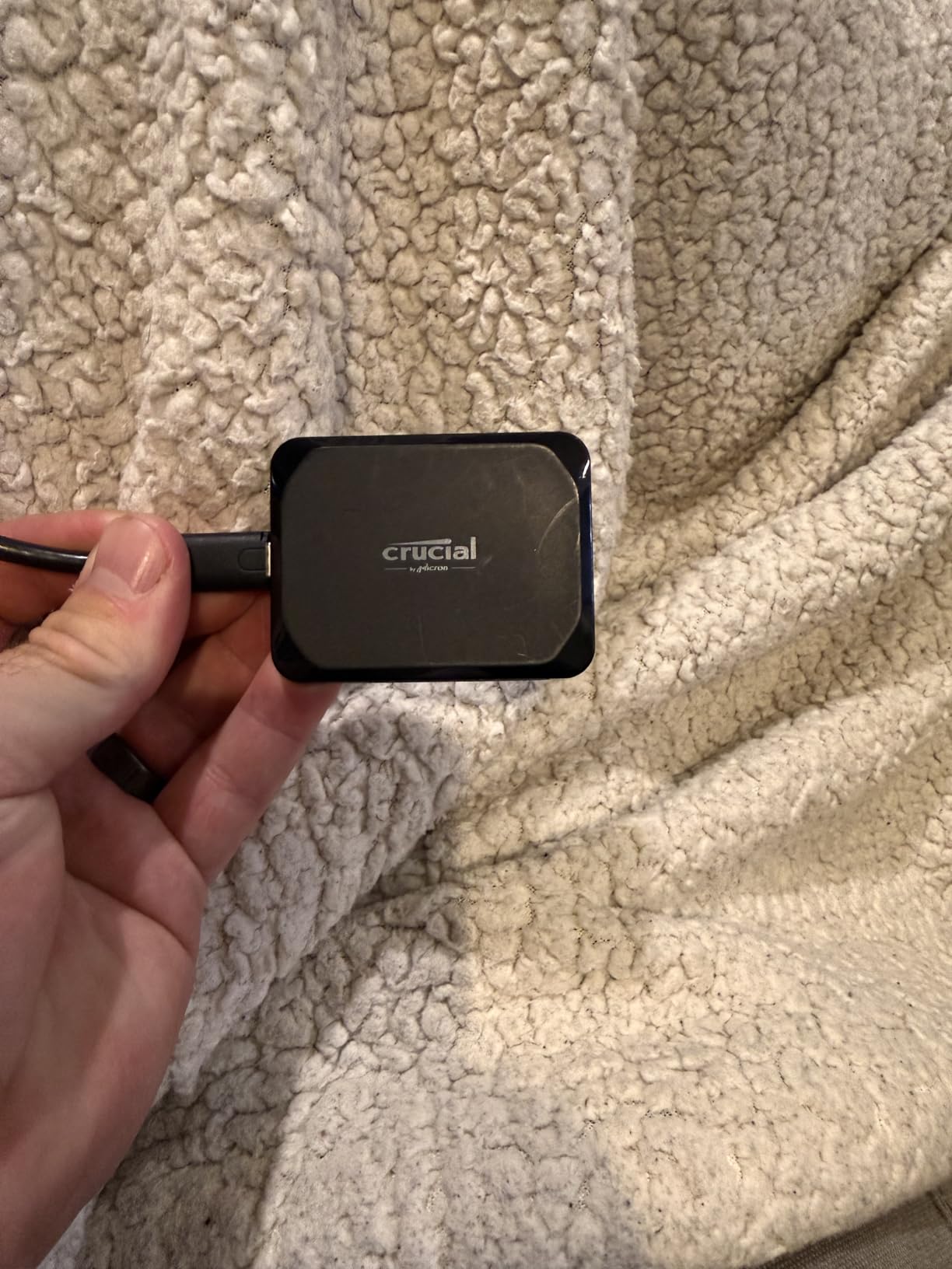 Crucial X9 2TB Portable SSD, Up to 1050MB/s, USB 3.2 USB-C, External Solid State Drive, Compatible with Windows, Mac, & Android, Reliable Storage for Games, Files, & Backups, Black - CT2000X9SSD902 customer photo 2