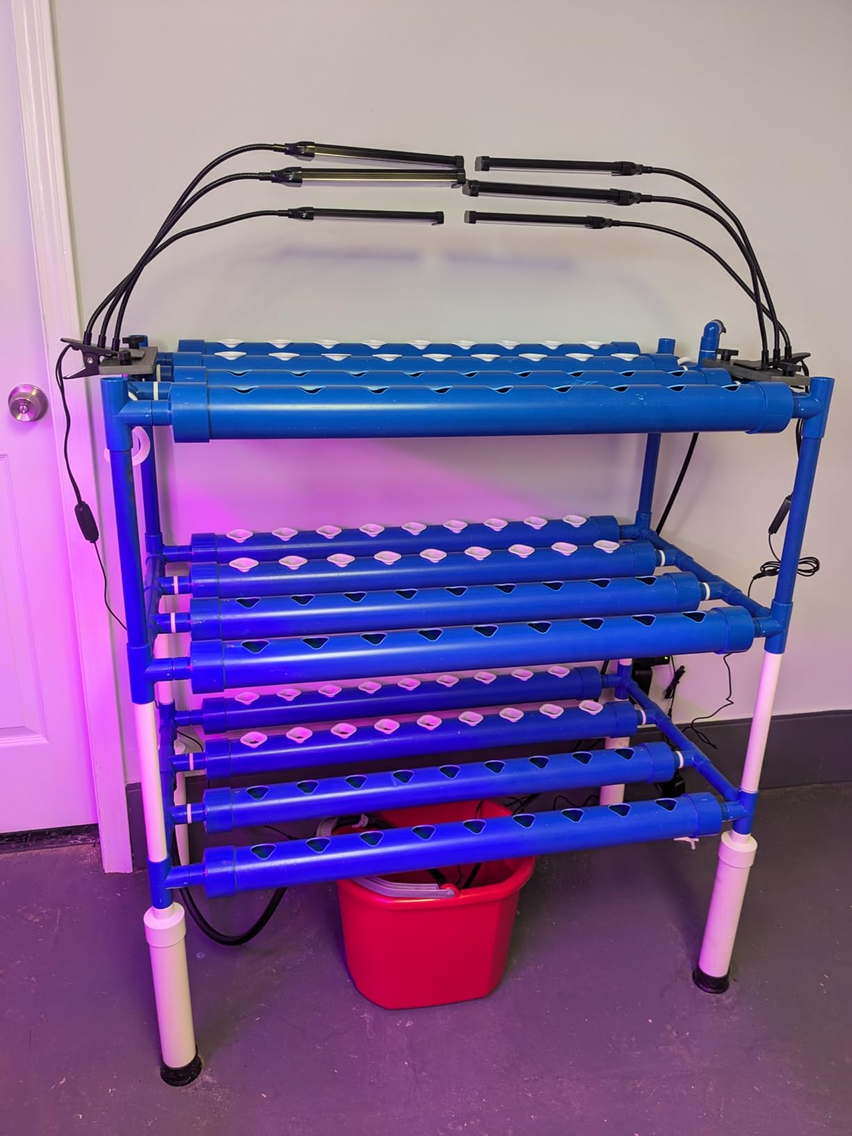 3-Tier 108 Sites Hydroponics Growing System Kit with Light Blocking customer photo 2