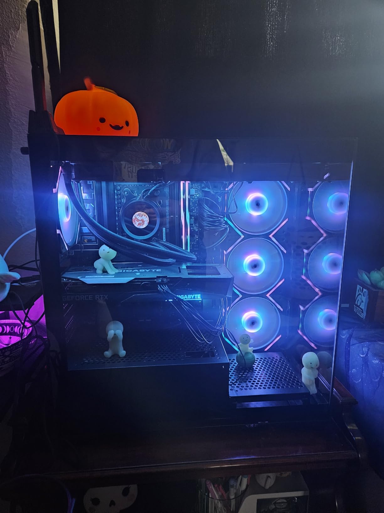 darkFlash ATX Mid-Tower PC Case, Pre-Install 4 PWM ARGB Fans Computer Case, Full View Dual Tempered Glass Gaming PC Case, Type C Port, Supports up to 360mm Water Cooling Radiator, Black(DS900) customer photo 2
