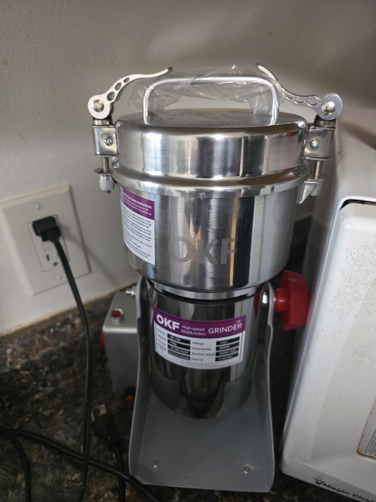 1000g Grain Mill, 304 Stainless Steel Spice Grinder, 3000W High-speed Commercial Flour Mill, Superfine Flour Mill Grinder for Home, Grain Mill for Flour customer photo 2