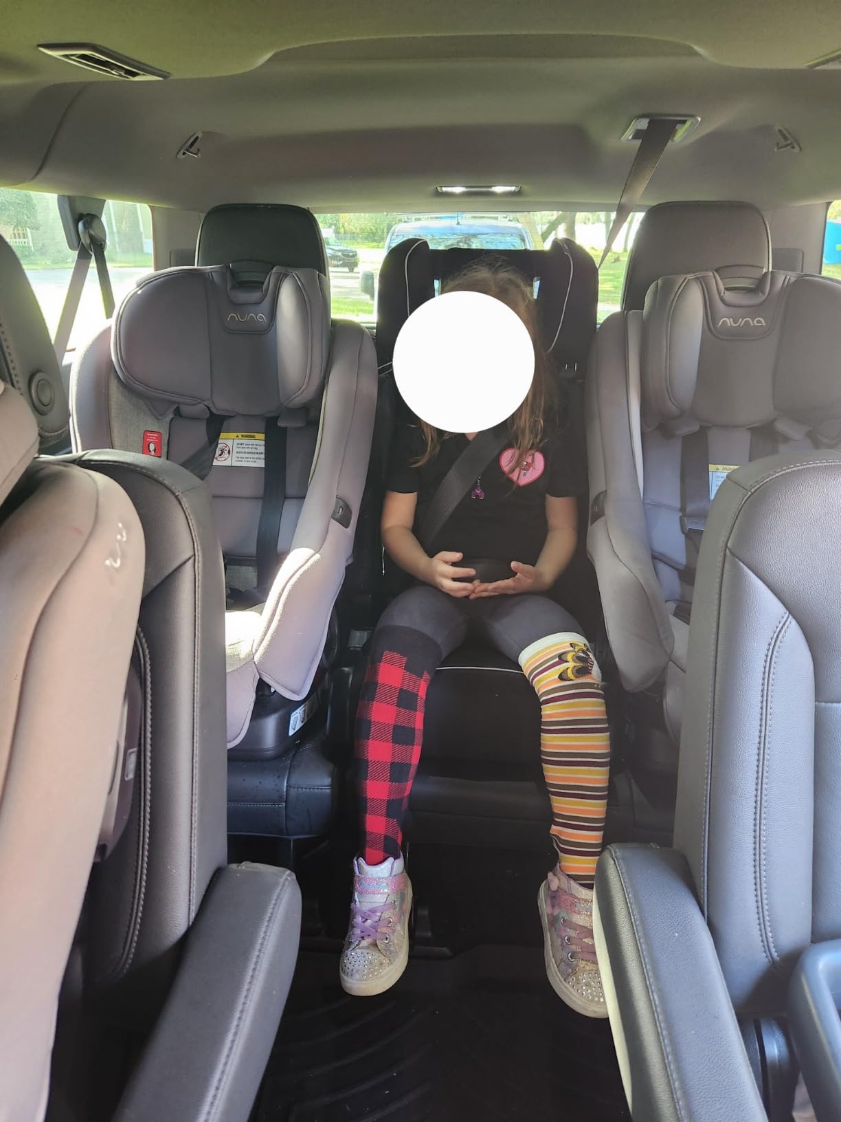 Diono Connect3 R 2-in-1 High Back Booster, Slim Fit 3-Across in Many Mid-Sized Sedans and SUVs, for Children from 40-120 lbs., Lightweight with Cupholder, Black Storm customer photo 1