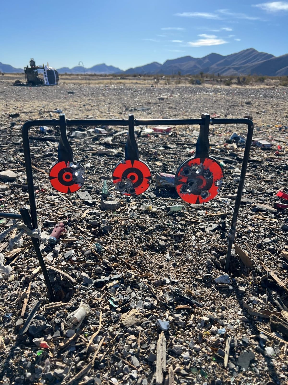 3/8'' Thick Metal High Caliber Spinner Target, Heavy Metal Spinner Auto Reset Steel Target for Centerfire Handguns Up to .44 Magnum Outdoor Target Shooting Range customer photo 2