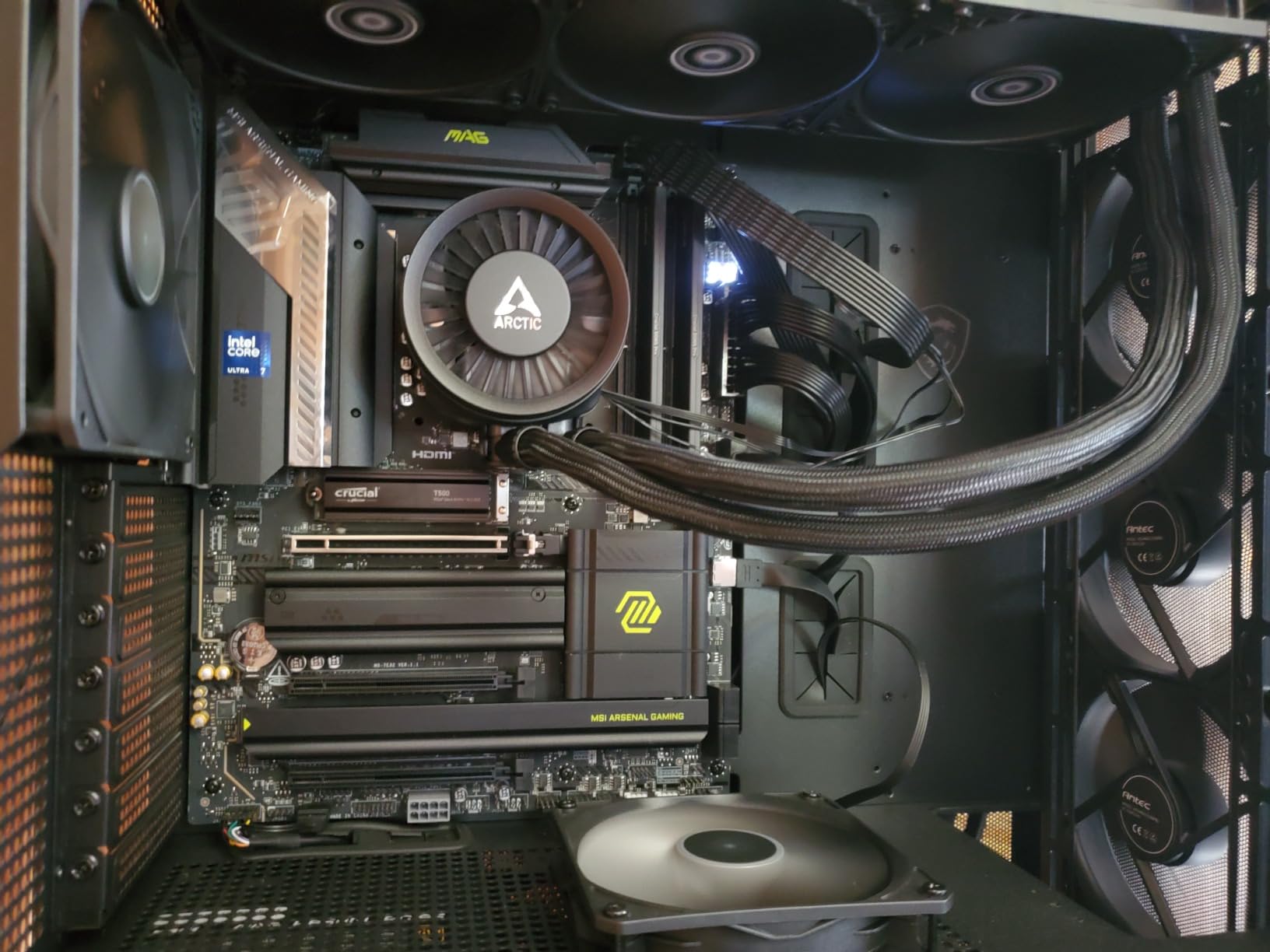 MSI MAG Z890 Tomahawk WiFi Gaming Motherboard (Supports Core Ultra Series 2 Intel Processors, LGA 1851, DDR5, PCIe 5.0, M.2, SATA, 5Gbps LAN, USB Type-C, Wi-Fi 7, Bluetooth 5.4, Thunderbolt 4, ATX) customer photo 1