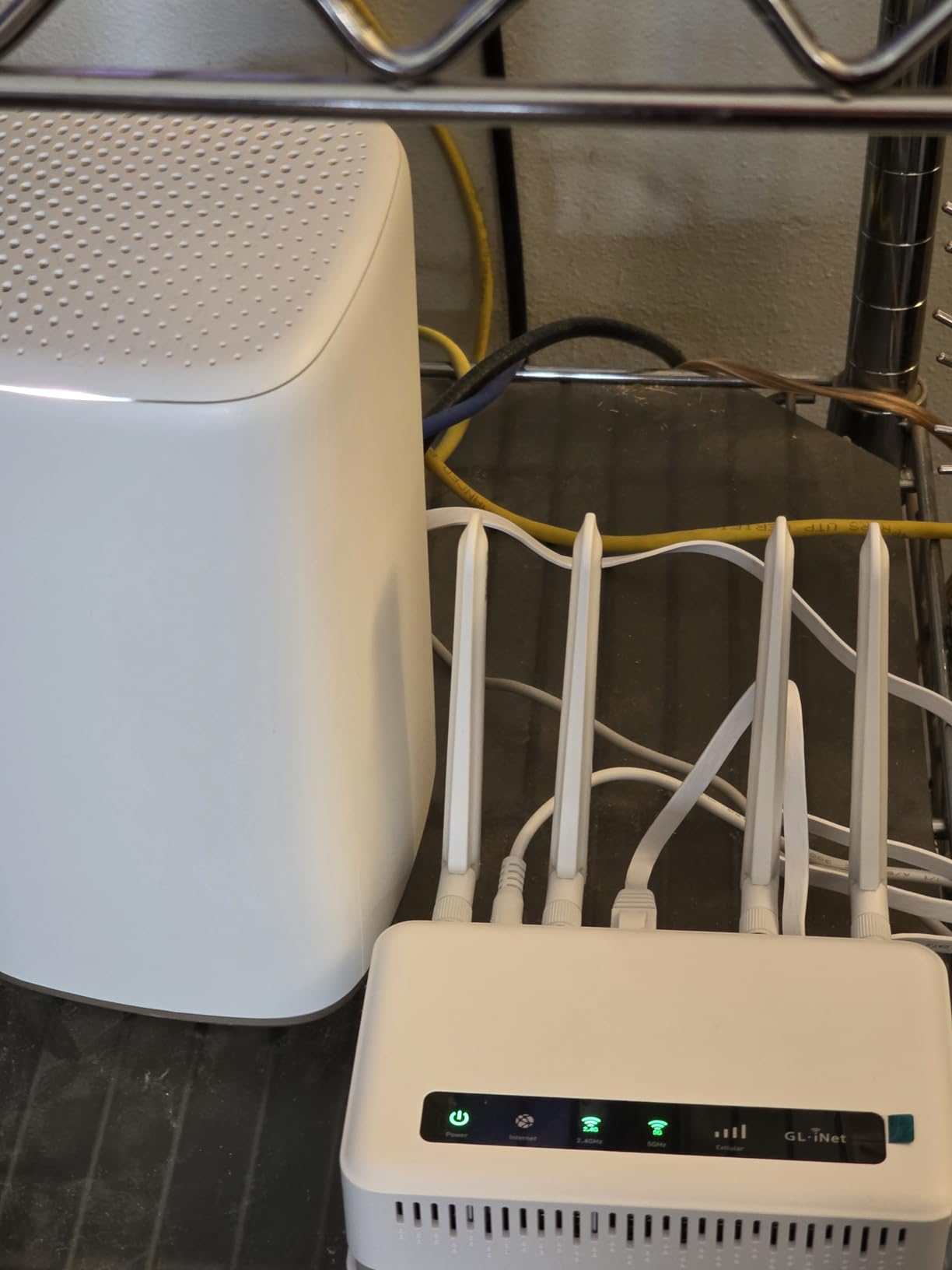GL.iNet GL-X2000 Spitz Plus 4G LTE CAT 12 Wi-Fi 6 Dual-SIM Router, NA Only customer photo 2