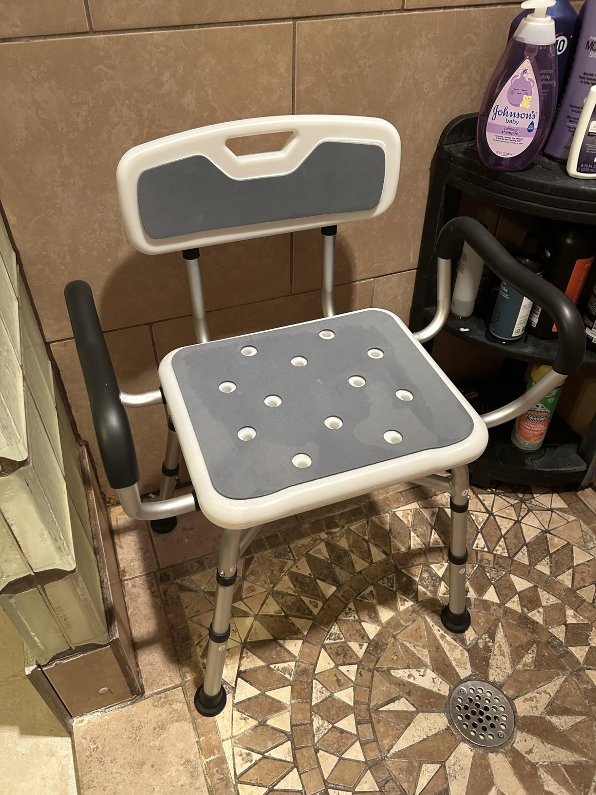 BRITULIF Shower Chair with Arms and Back for Inside Shower, 550 lb Capacity customer photo 1