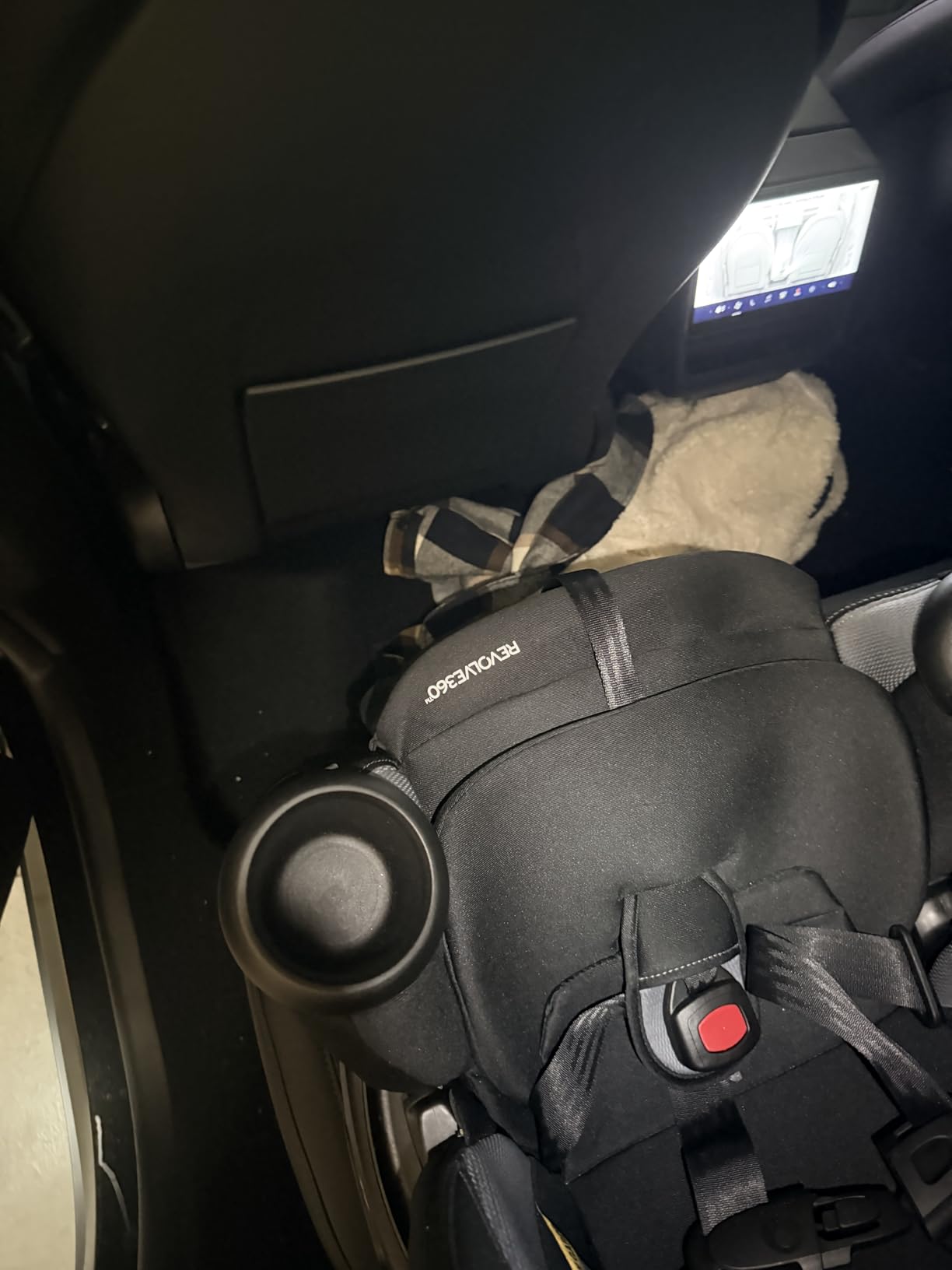 Evenflo Revolve360 Extend All-in-One Rotating Car Seat customer photo 1