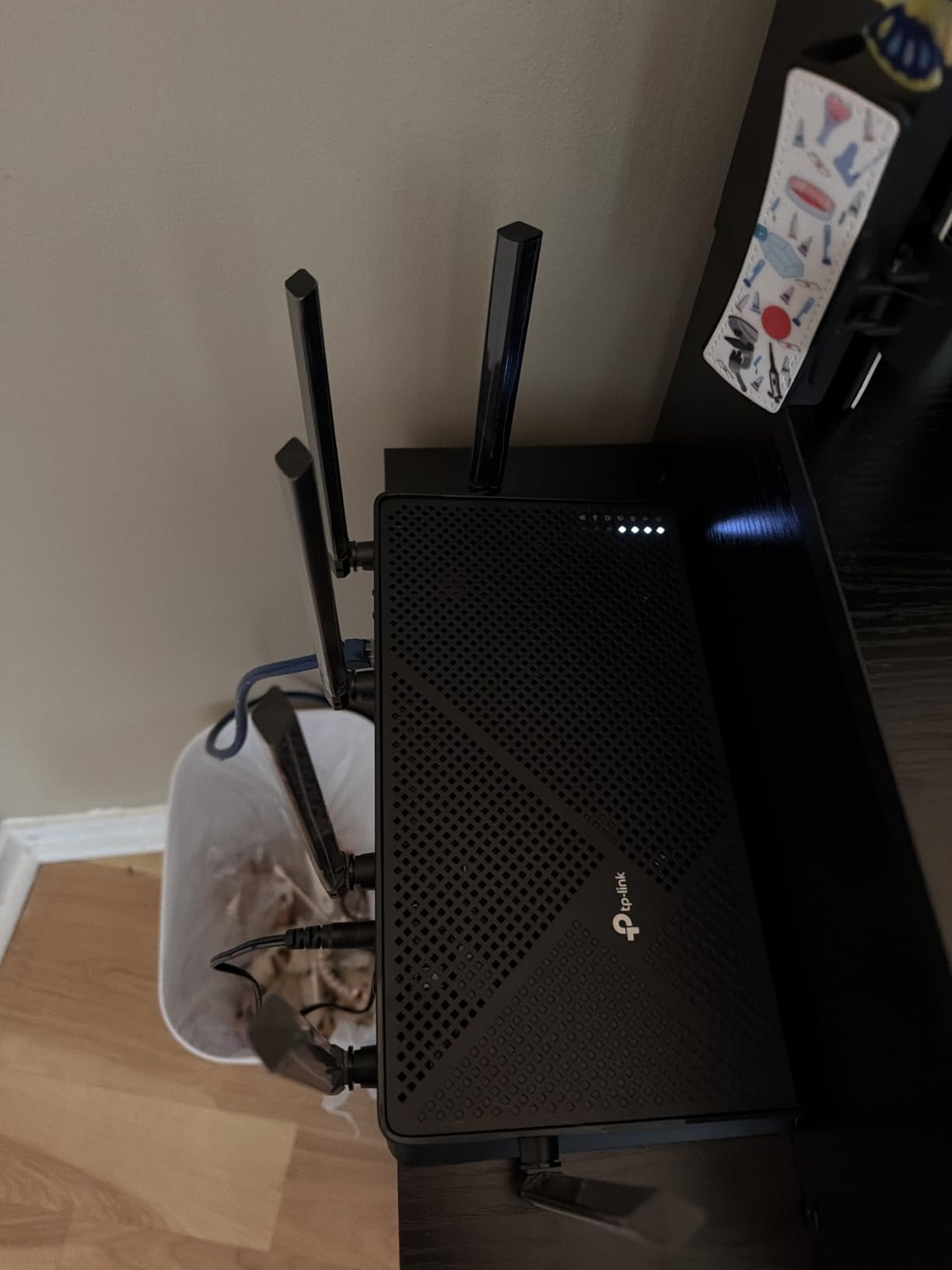TP-Link BE6500 Dual-Band WiFi 7 Router (BE400) customer photo 1