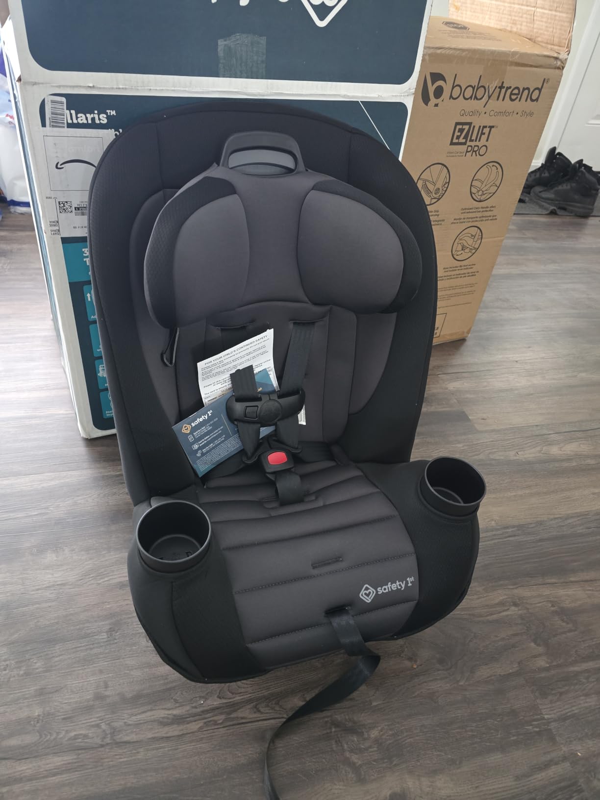 Safety 1st Ellaris 3-in-1 Convertible Car Seat, Slim Fit Design, Rear & Forward-Facing, 5-Position Headrest, Travel-Friendly with Machine-Washable Seat Pad, Smokey Haze customer photo 2