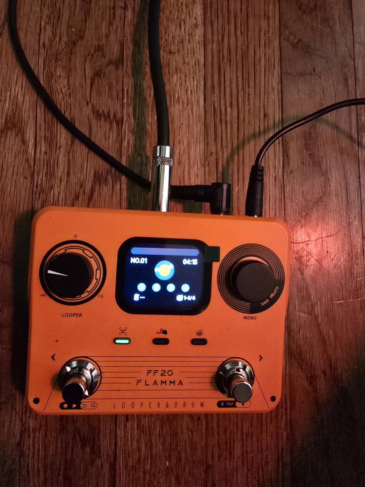 FLAMMA FF20 Looper Pedal Drum Machine, Drum Looper Guitar Pedal with Screen, 300 Min Recording, 220 Drum Grooves, 100 Loop Slots, Time Stretch, Auto Record, USB & Headphone Out, for Guitar and Bass customer photo 1