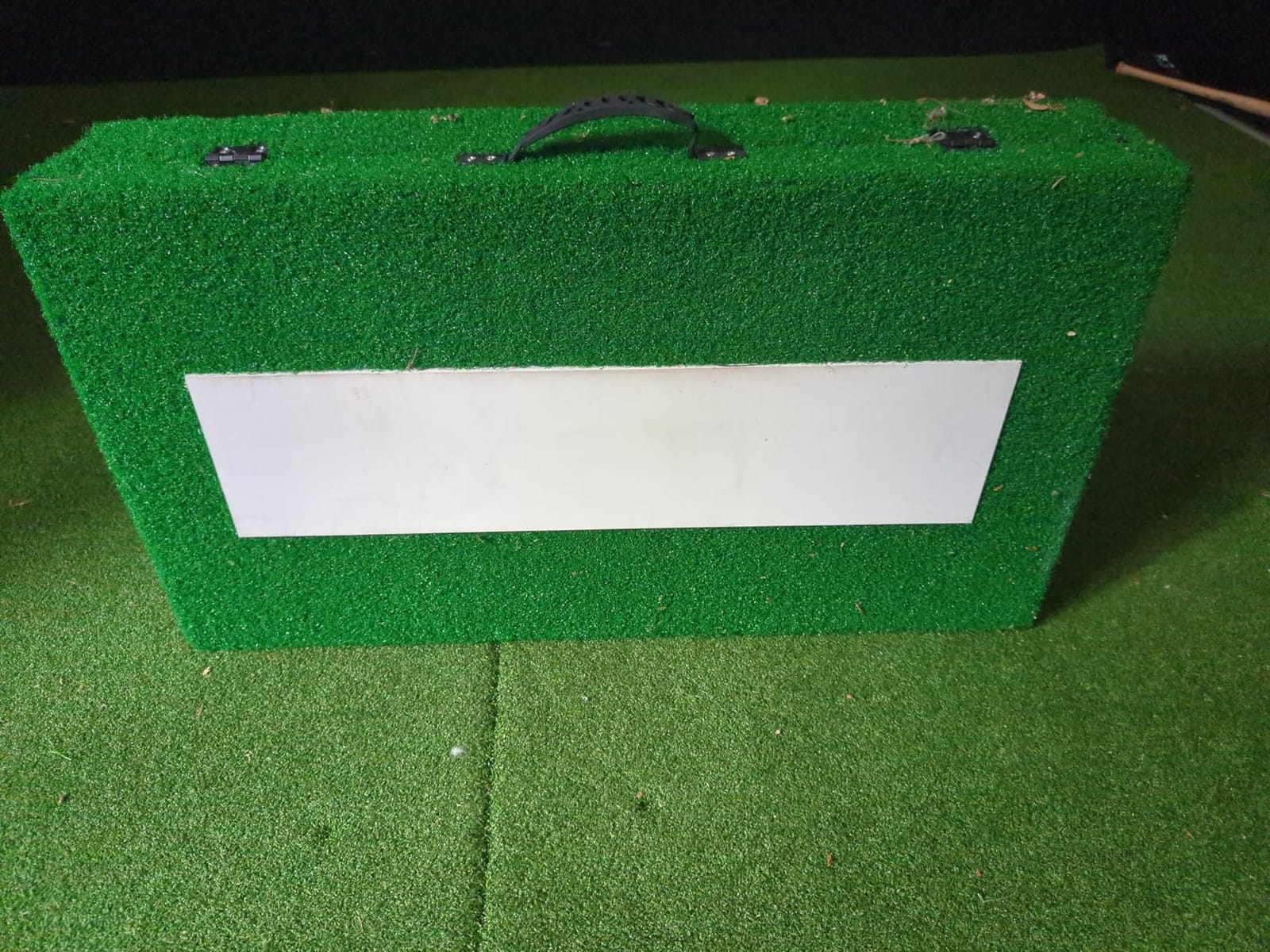 Pitching Mound, Training Equipment, Baseball Pitcher's Mound with Carry Handle and Regulation Pitching Rubber customer photo 1