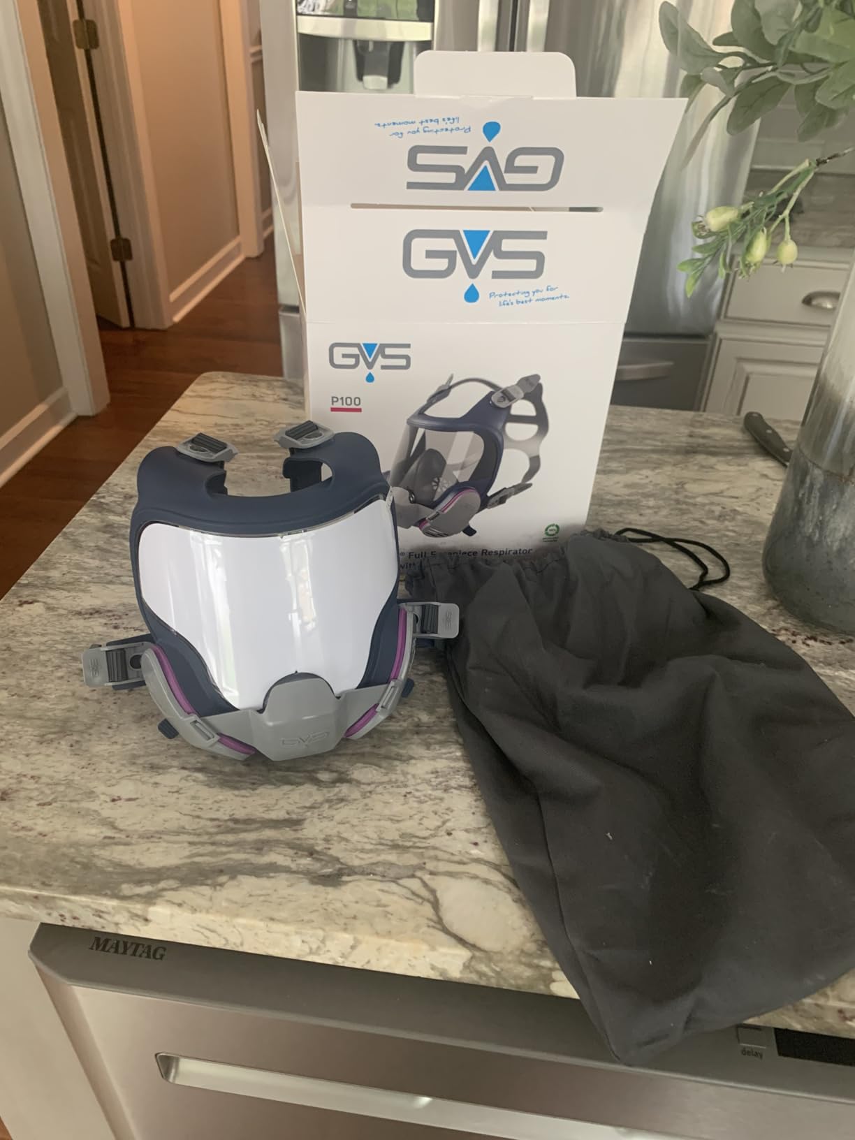 GVS Elipse Full Facepiece Respirator with P100 Replaceable Filters, One Size customer photo 1
