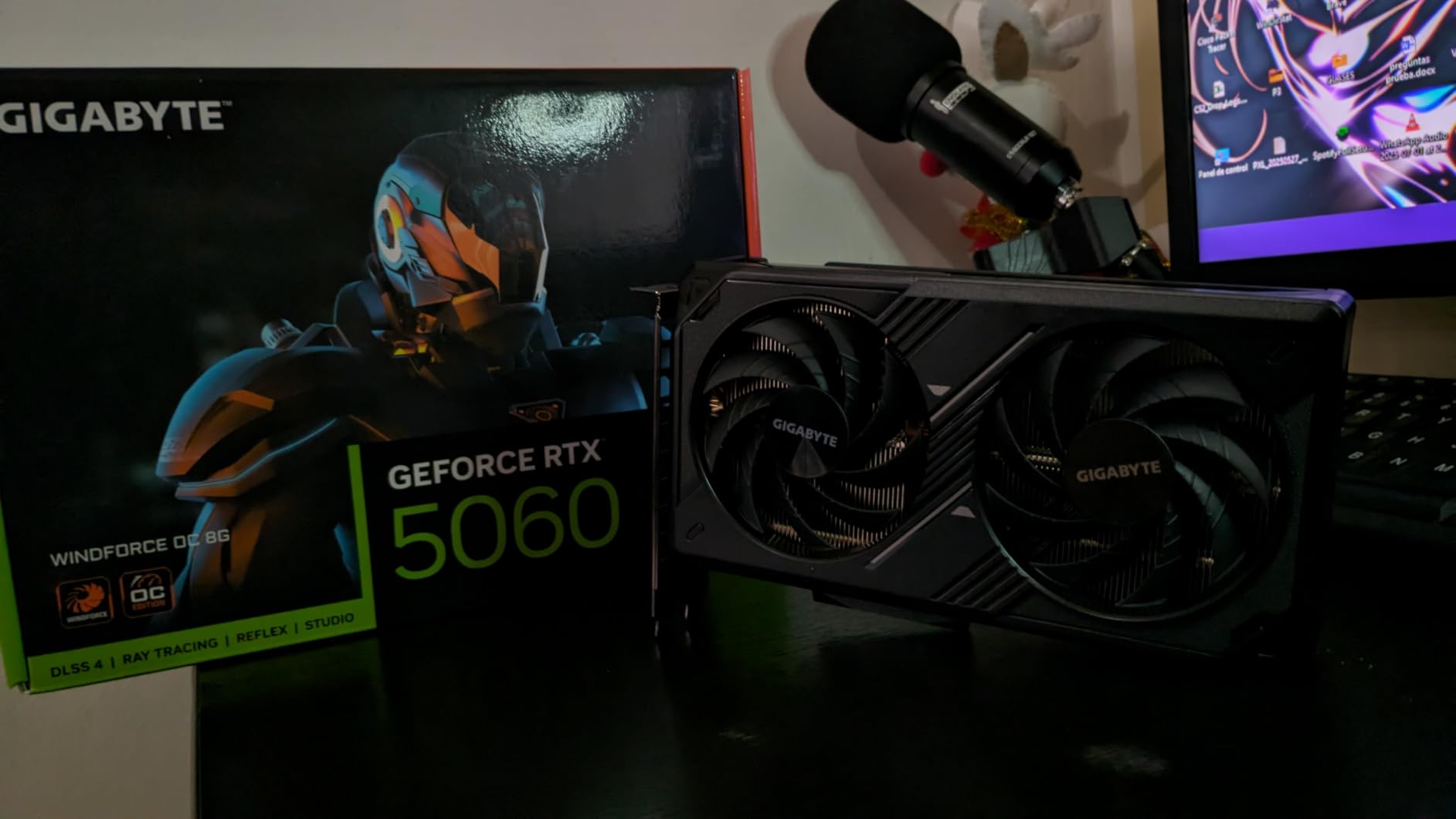 GIGABYTE GeForce RTX 5060 WINDFORCE OC 8G Graphics Card, Cooling System, 8GB 128-bit GDDR7, PCIe 5.0, Manufactured by NVIDIA, DisplayPort & HDMI - Video Output Interface, GV-N5060WF2OC-8GD Video Card customer photo 1