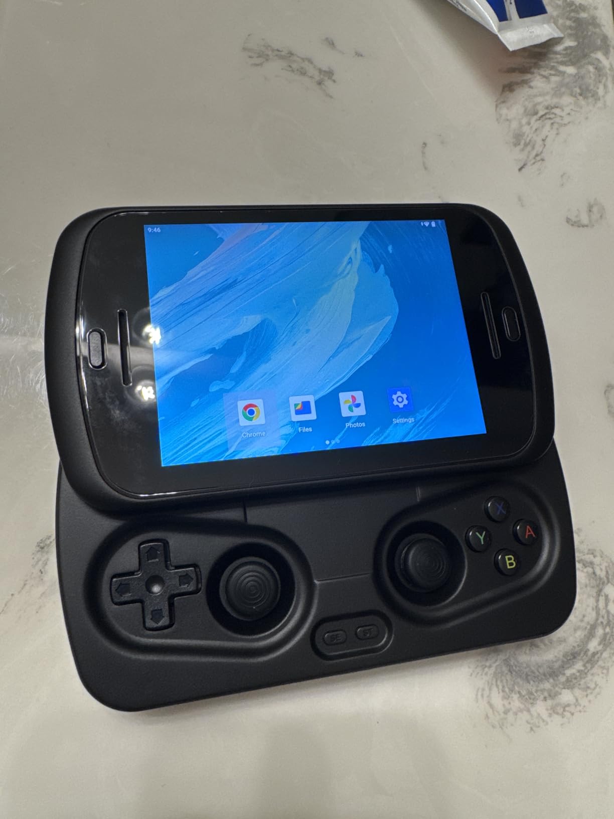 Anbernic RG Slide Retro Handheld Game Console , 4.7-inch LTPS in-Cell Screen Capacitive Joystick Android 13 System Support AI Assistant 5G WiFi Bluetooth 5.0 NO Game Card(Black) customer photo 2