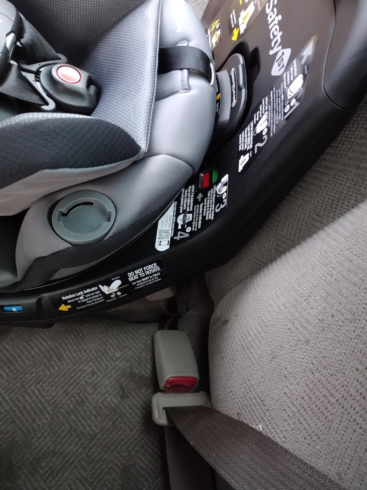 Safety 1st Turn and Go 360 DLX 360 Car Seat, Rotating All-in-One Convertible Car Seat, Stonington customer photo 2