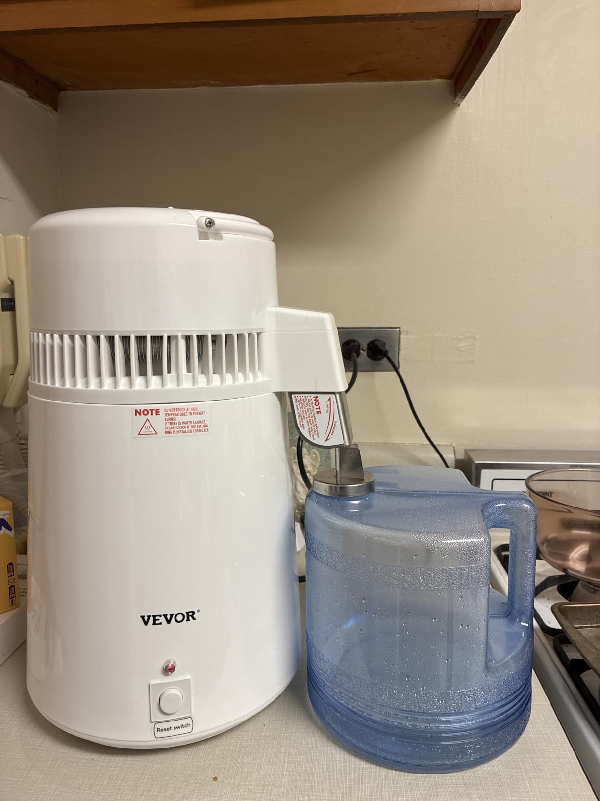 VEVOR Water Distiller, 6L/1.6 Gallon Larger Water Distilled Machine, 900W Distilling Water Maker with Glass Carafe, 0-99H Timing Set, Time & Temp Display, 304 Stainless Steel Water Stiller, Silver customer photo 1