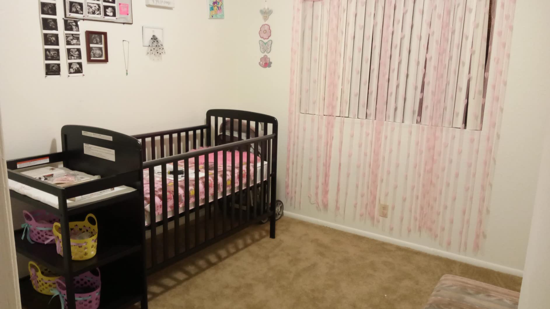 Dream On Me Anna 3-in-1 Convertible Crib and Changer, GREENGUARD Gold customer photo 2