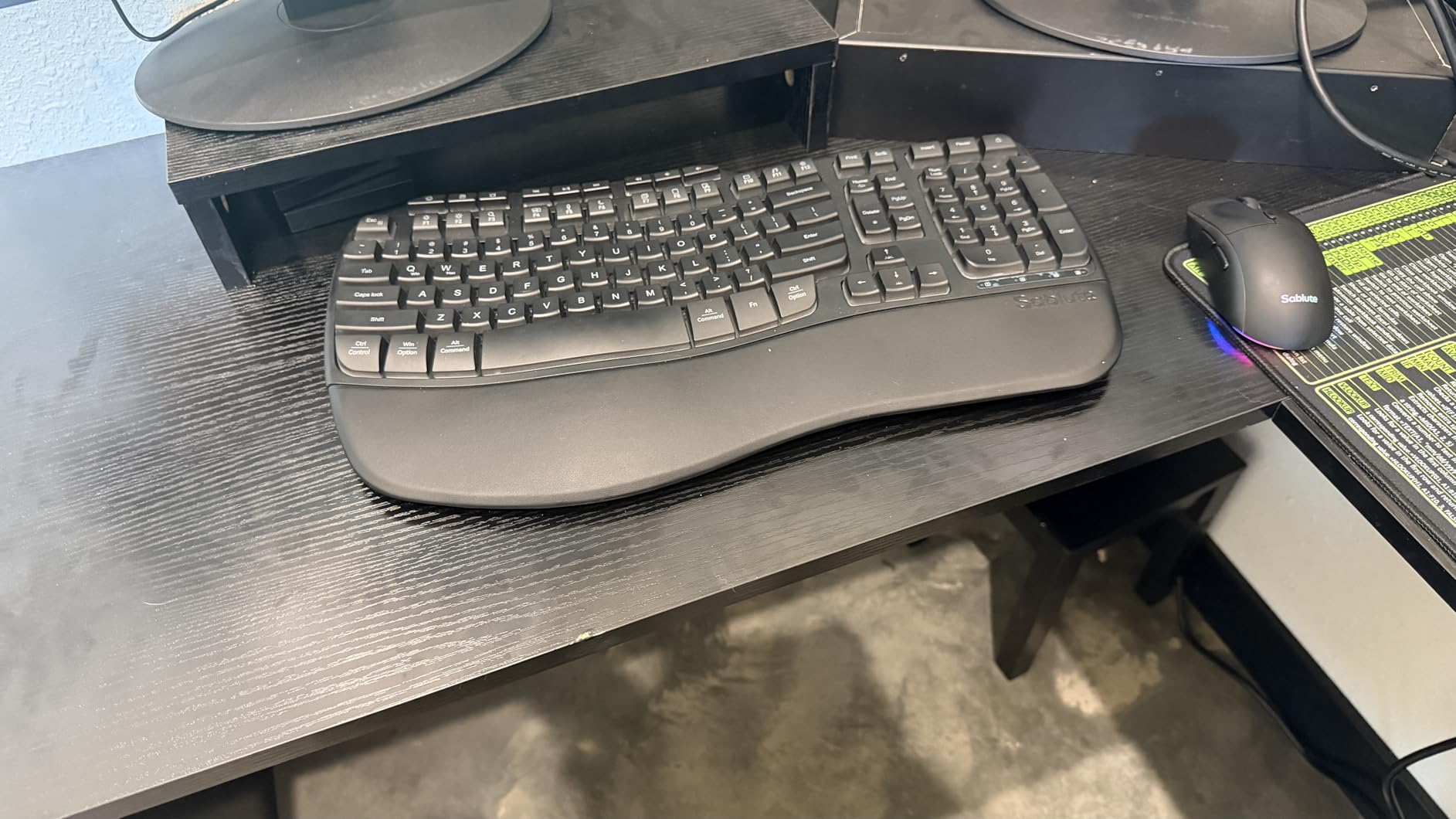 SABLUTE Ergonomic Wireless Keyboard and Mouse Combo, Rechargeable 4000mAh Backlit Keyboard with Soft Faux Lambskin Palm Rest, Wave Keys for Natural Typing, Compatible with Windows/Mac/Chrome OS customer photo 2