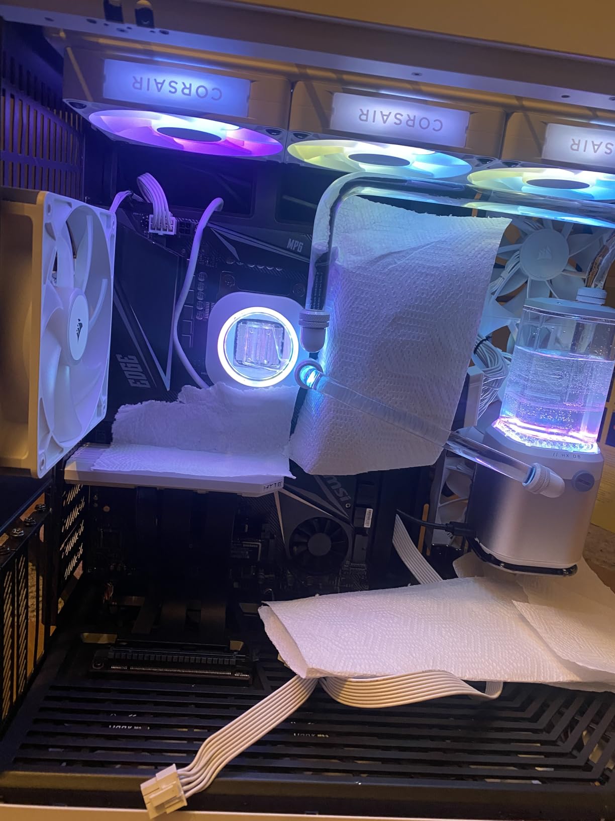 CORSAIR XH505i RX 360 RGB Custom Cooling Kit – XC7 CPU Water Block, XD6 Pump Reservoir, 3X RX120 RGB Fans, XR5 360mm Radiator, System Hub Included – Black customer photo 1